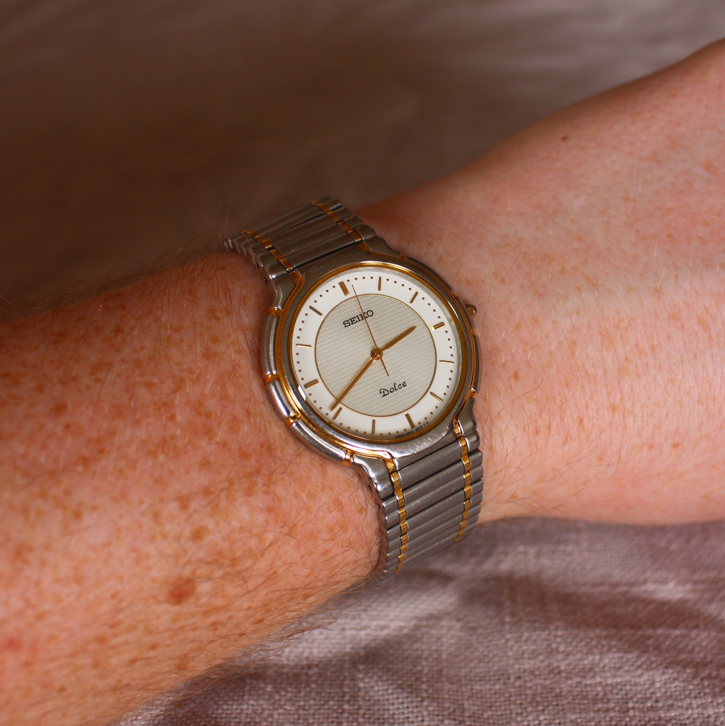 Vintage 90s Seiko Dolce Two Tone Dress Watch Thin 5.5mm - 1990 - 5E31-6B20