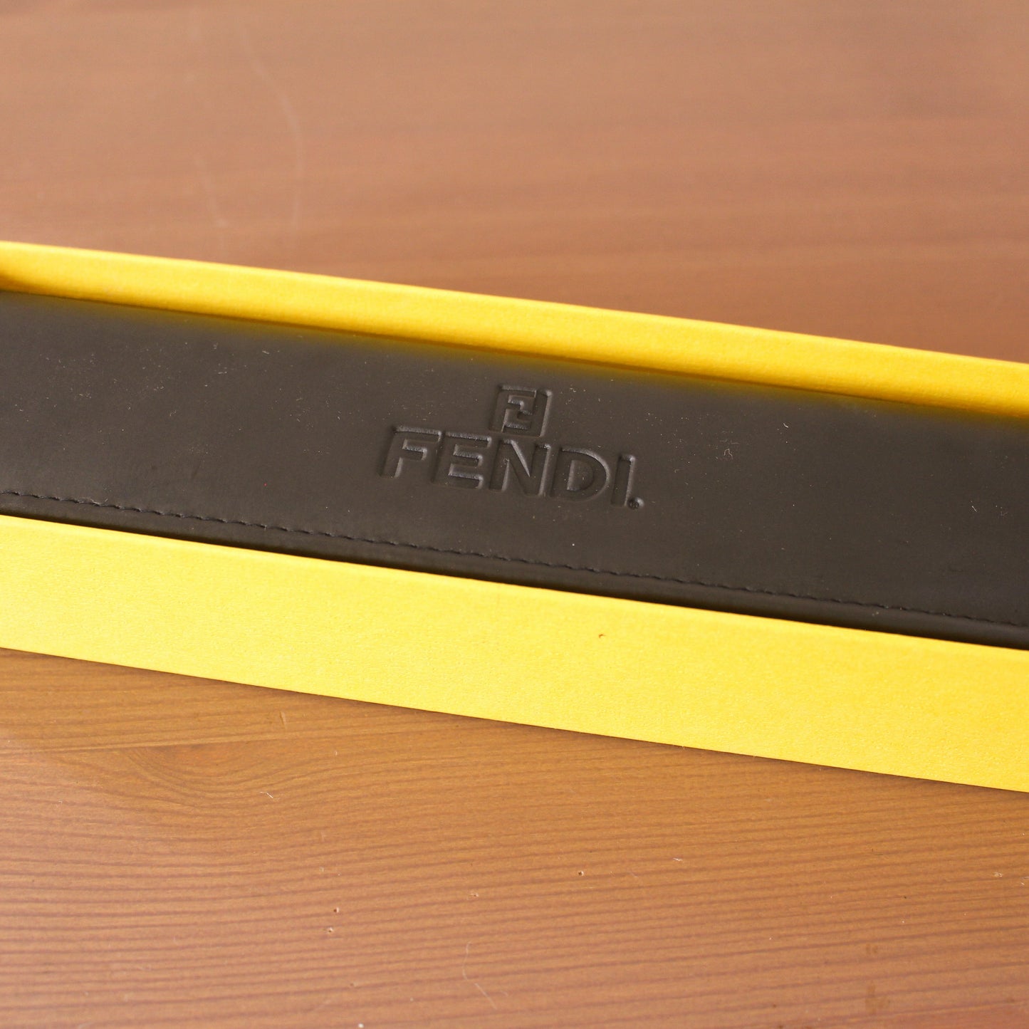 Vintage Fendi Mother of Pearl Ladies Womens Watch - In Box! - Swiss - 1990s