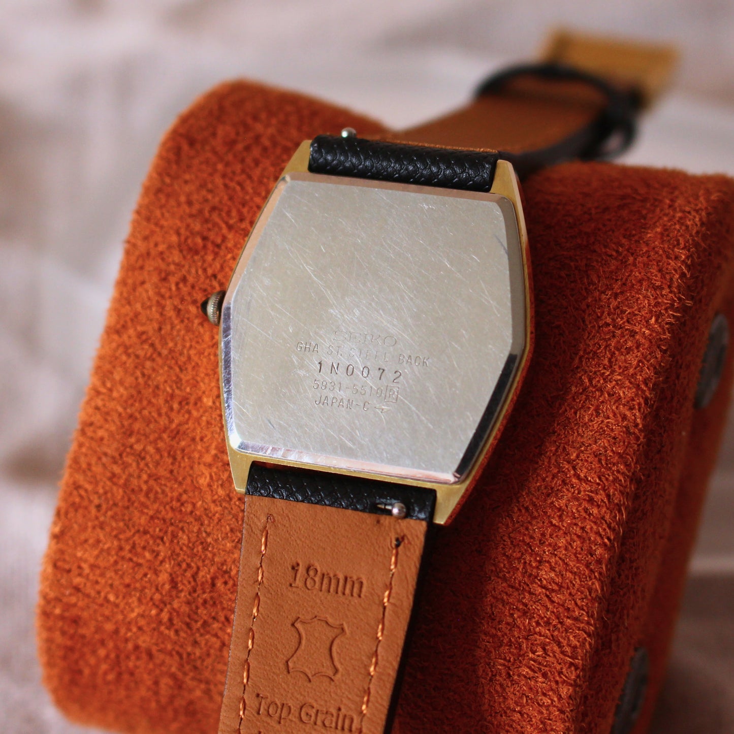 Vintage Seiko Dolce Ceramic Dress Mens Watch Hexagonal Case - 5931-5510 - 1981