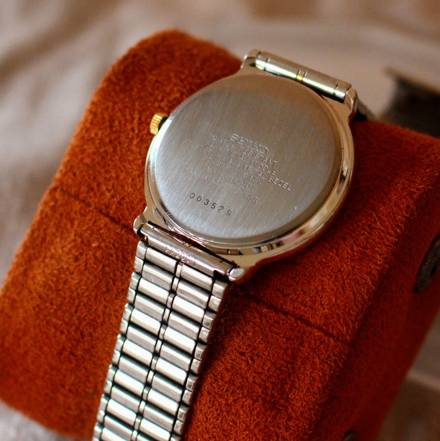Seiko Avenue Watch 2000 Two Tone Silver Sunburst Dial Quartz Great Cond