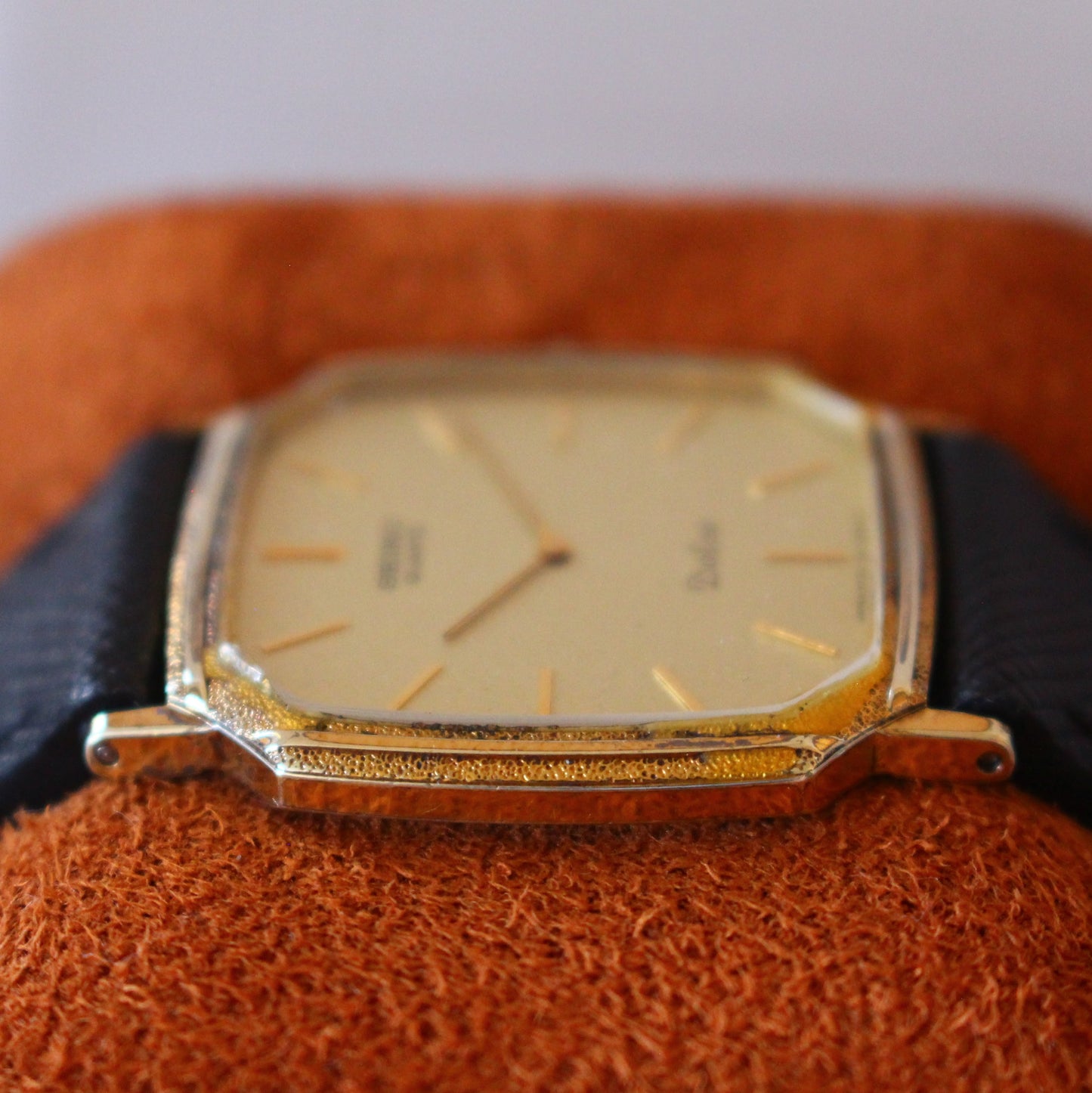 Vintage Seiko Dolce Dress Watch Art Deco Gold Case & Dial - 1982 - 6730-5190