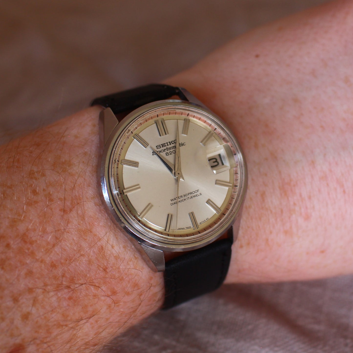 Vintage Seiko Sportsmatic Automatic Watch Silver Dial - 7625-8070 - Oct. 1966