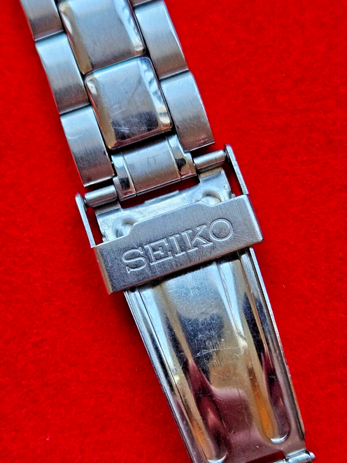 Vintage Seiko Black Face Mens Watch Steel Band - 7N42-8230 - Fully Working - Jake's Curated Vintage 