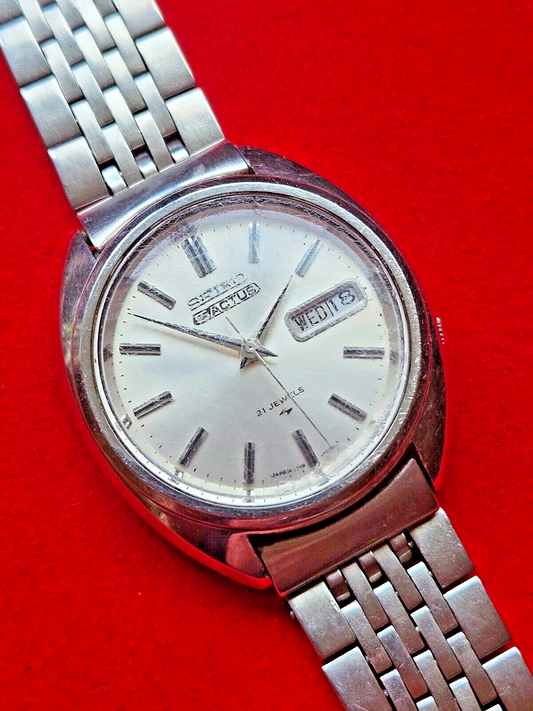 Vintage Seiko 5 Actus Automatic Mens Watch - 7019-7070 - Fully Working - Jake's Curated Vintage 