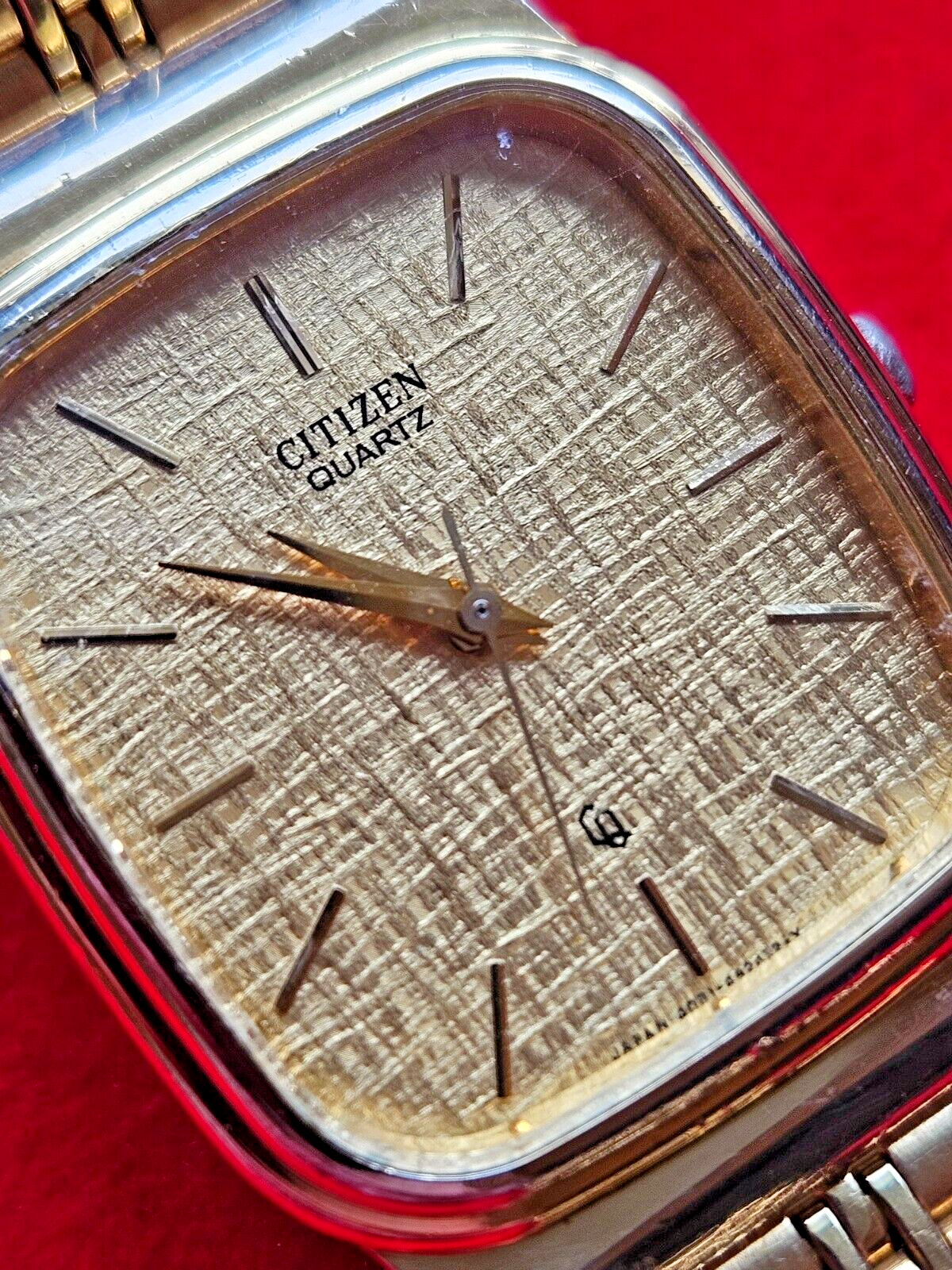 Vintage Mens Citizen Gold Dress Watch with Gold Fleck Dial - 4031-490321K - Jake's Curated Vintage 