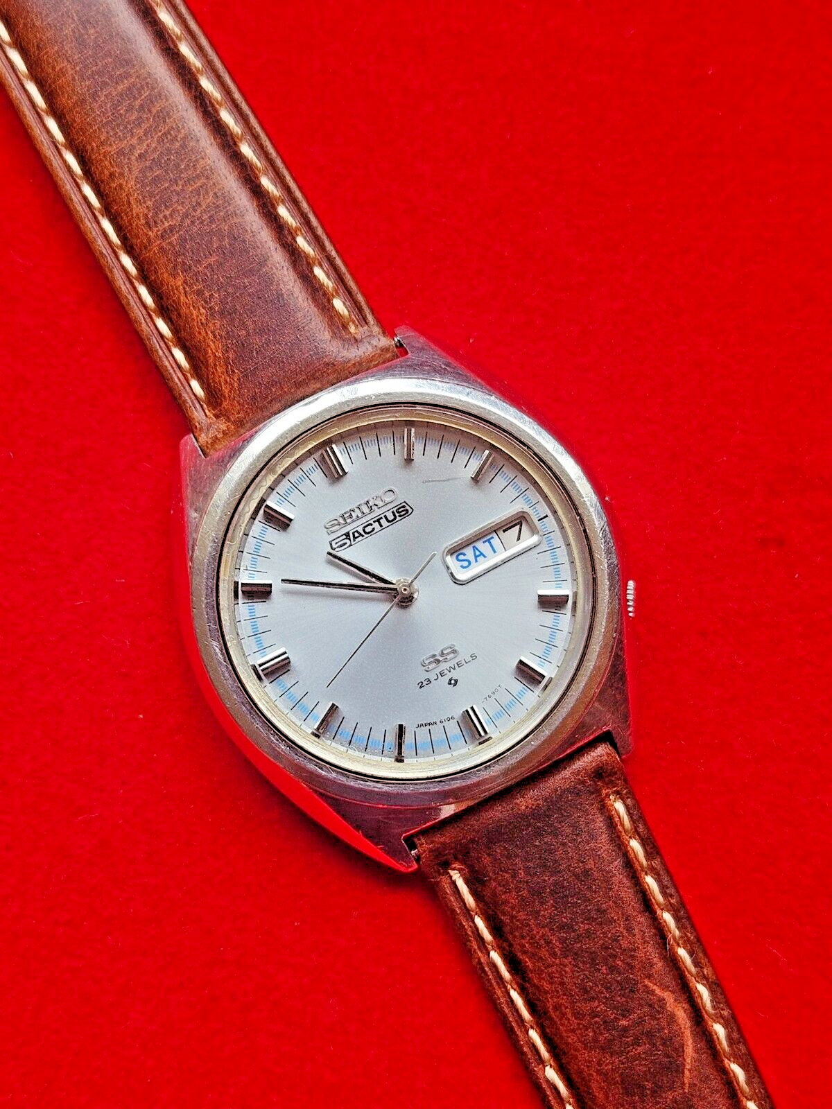 Vintage Seiko 5 Actus Automatic Light Blue Dial Mens Watch "Kanji"- 6106-7520 - Jake's Curated Vintage 