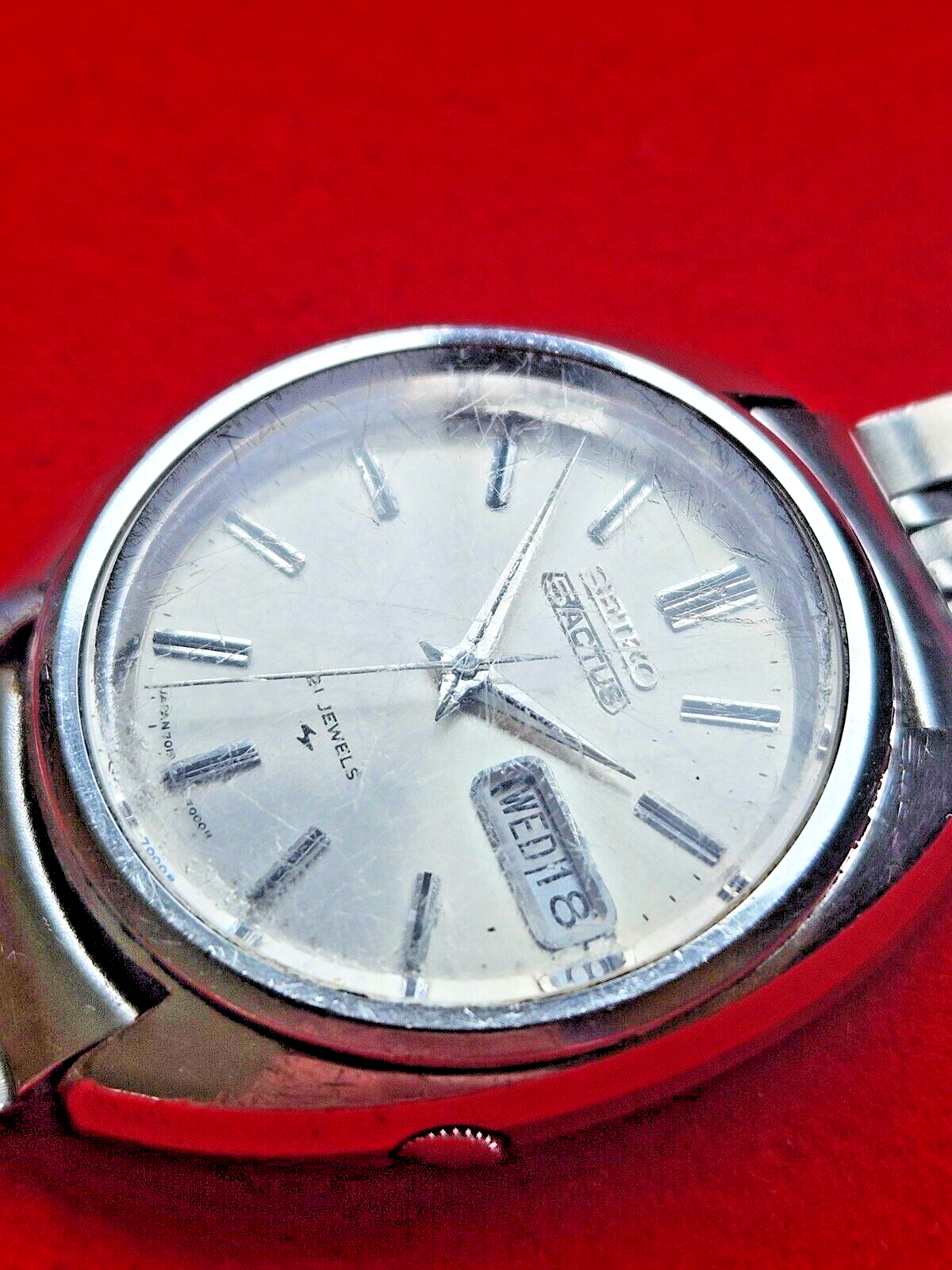 Vintage Seiko 5 Actus Automatic Mens Watch - 7019-7070 - Fully Working - Jake's Curated Vintage 