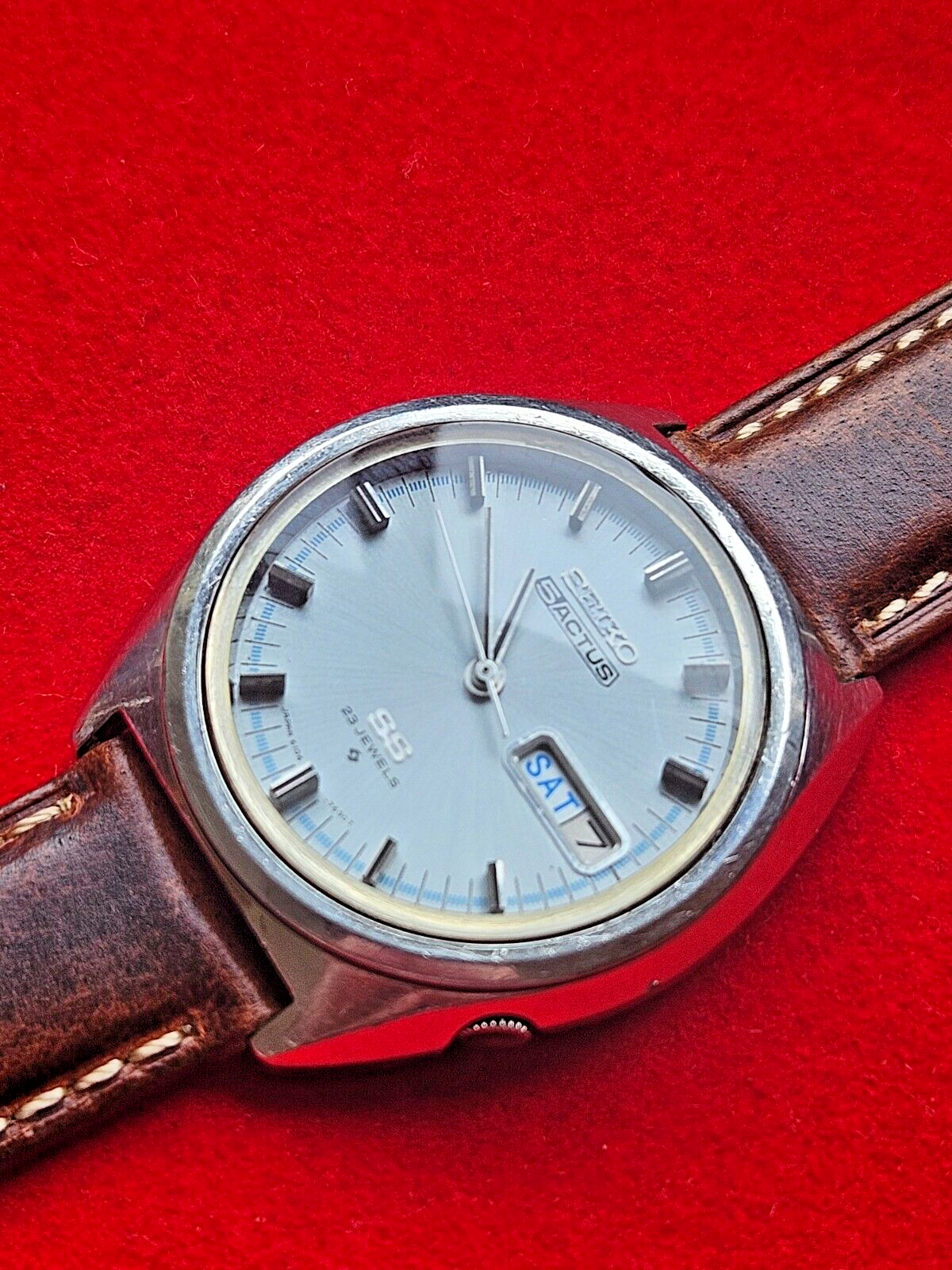 Vintage Seiko 5 Actus Automatic Light Blue Dial Mens Watch "Kanji"- 6106-7520 - Jake's Curated Vintage 