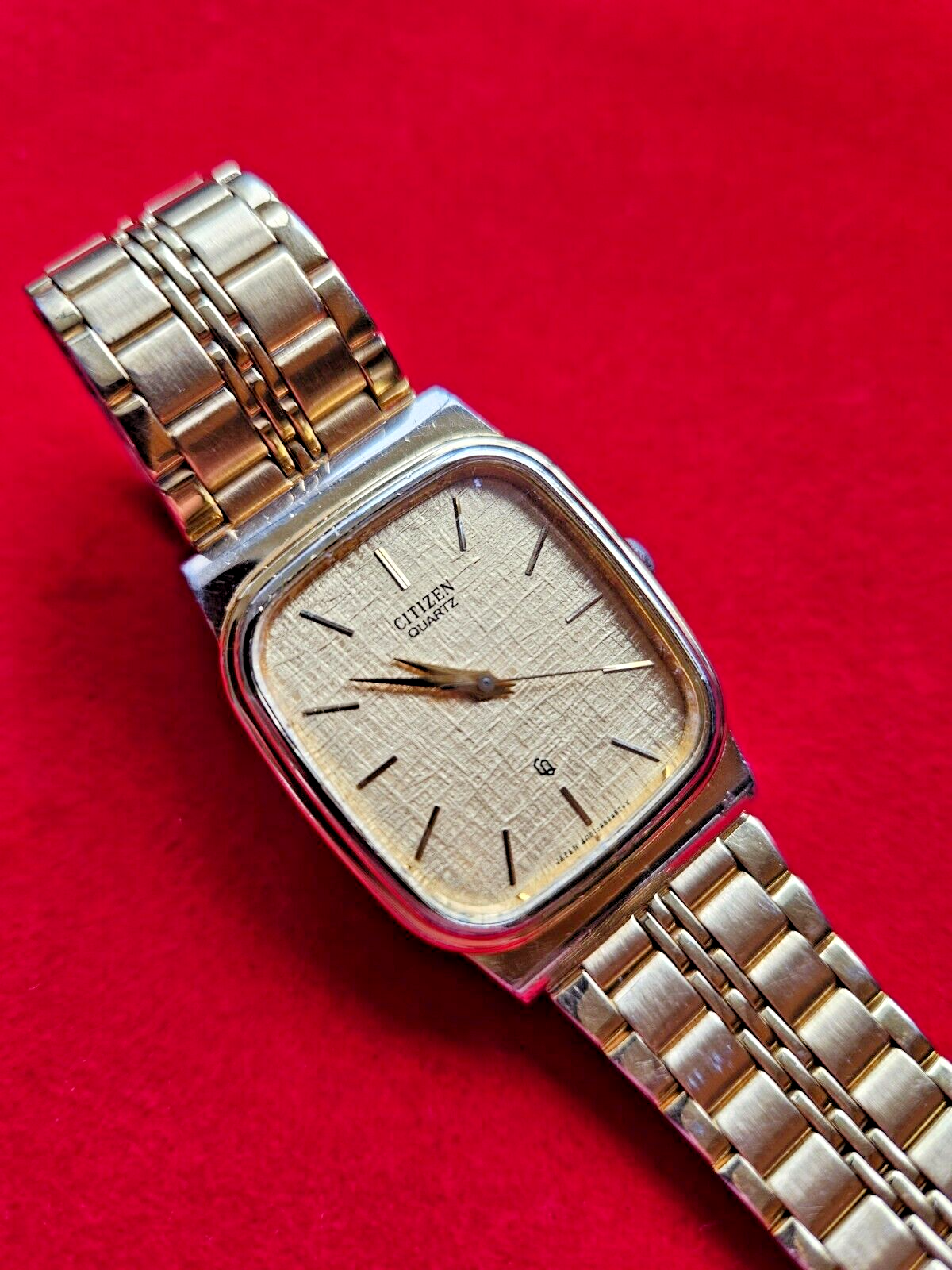 Vintage Mens Citizen Gold Dress Watch with Gold Fleck Dial - 4031-490321K - Jake's Curated Vintage 