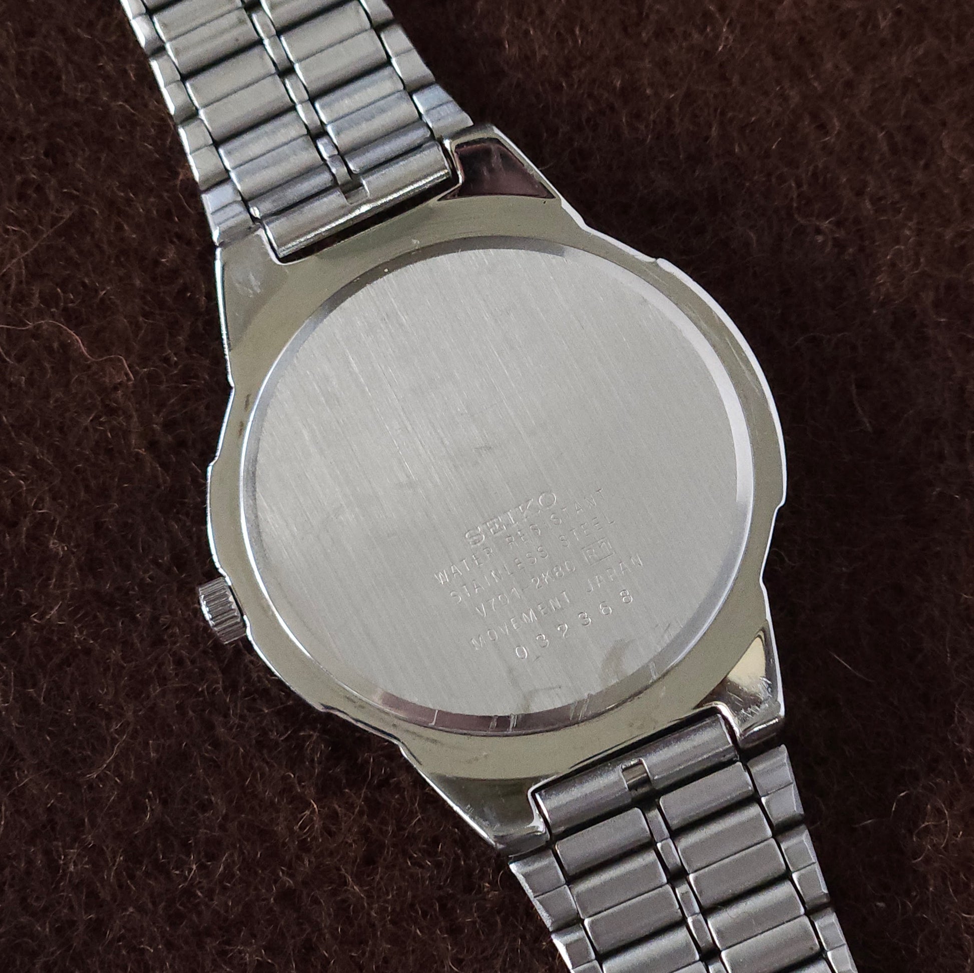 Neo-Vintage Seiko White Dial Silver Mens Watch - V701-2K80 - Made 1998 - Jake's Curated Vintage 