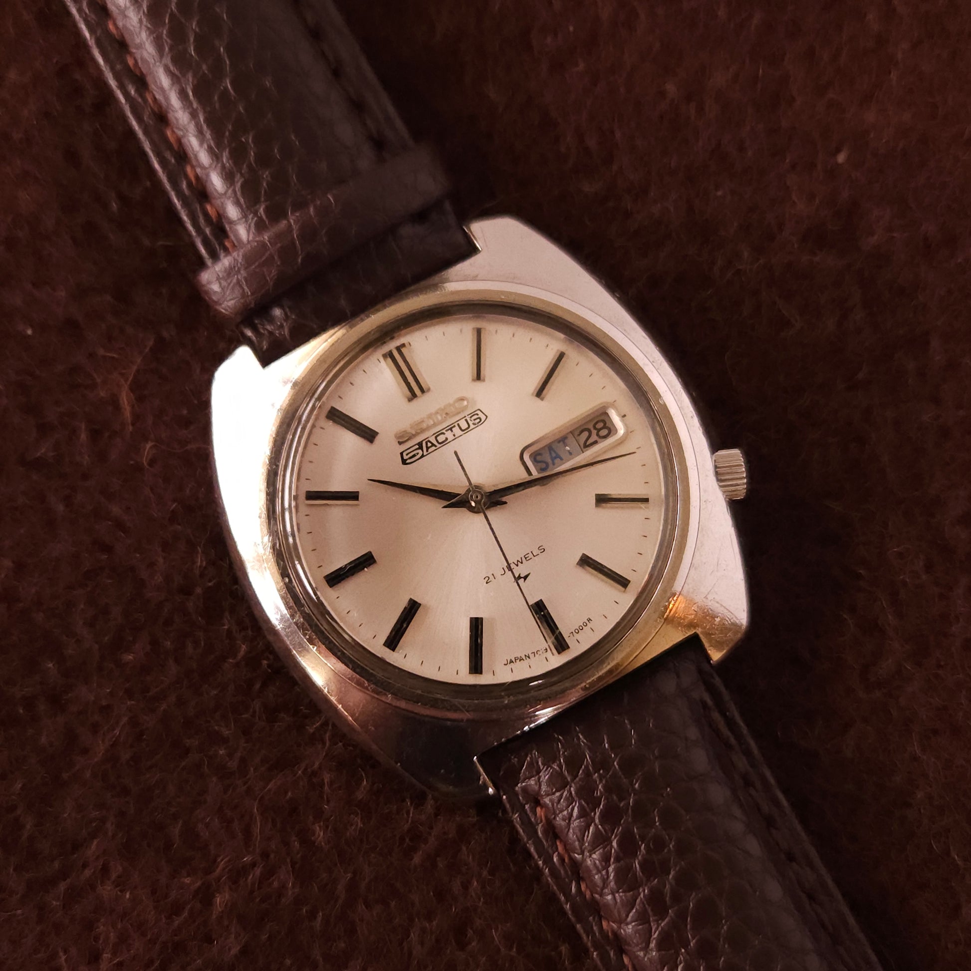 Vintage Seiko 5 Actus Large Case Automatic Mens Watch - 7019-7000 - Made 1970 - Jake's Curated Vintage 