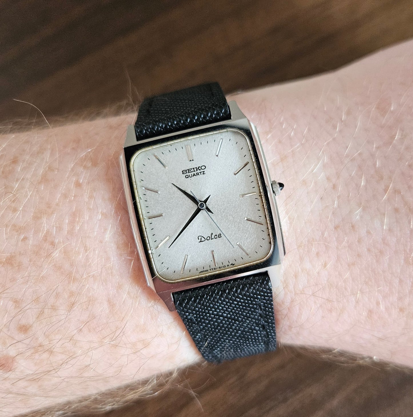 Vintage Seiko Dolce Linen Dial Tank Dress Watch -  7731-5110 - 1986