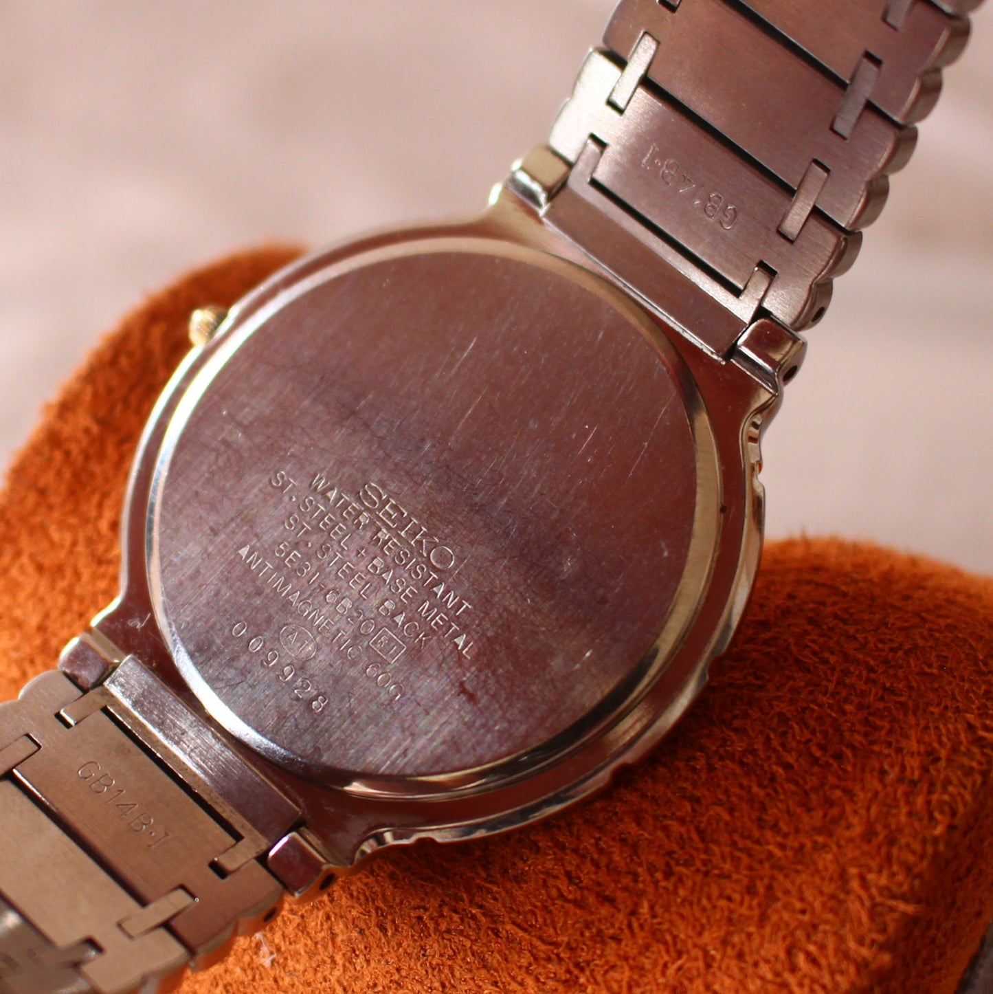 Vintage 90s Seiko Dolce Two Tone Dress Watch Thin 5.5mm - 1990 - 5E31-6B20