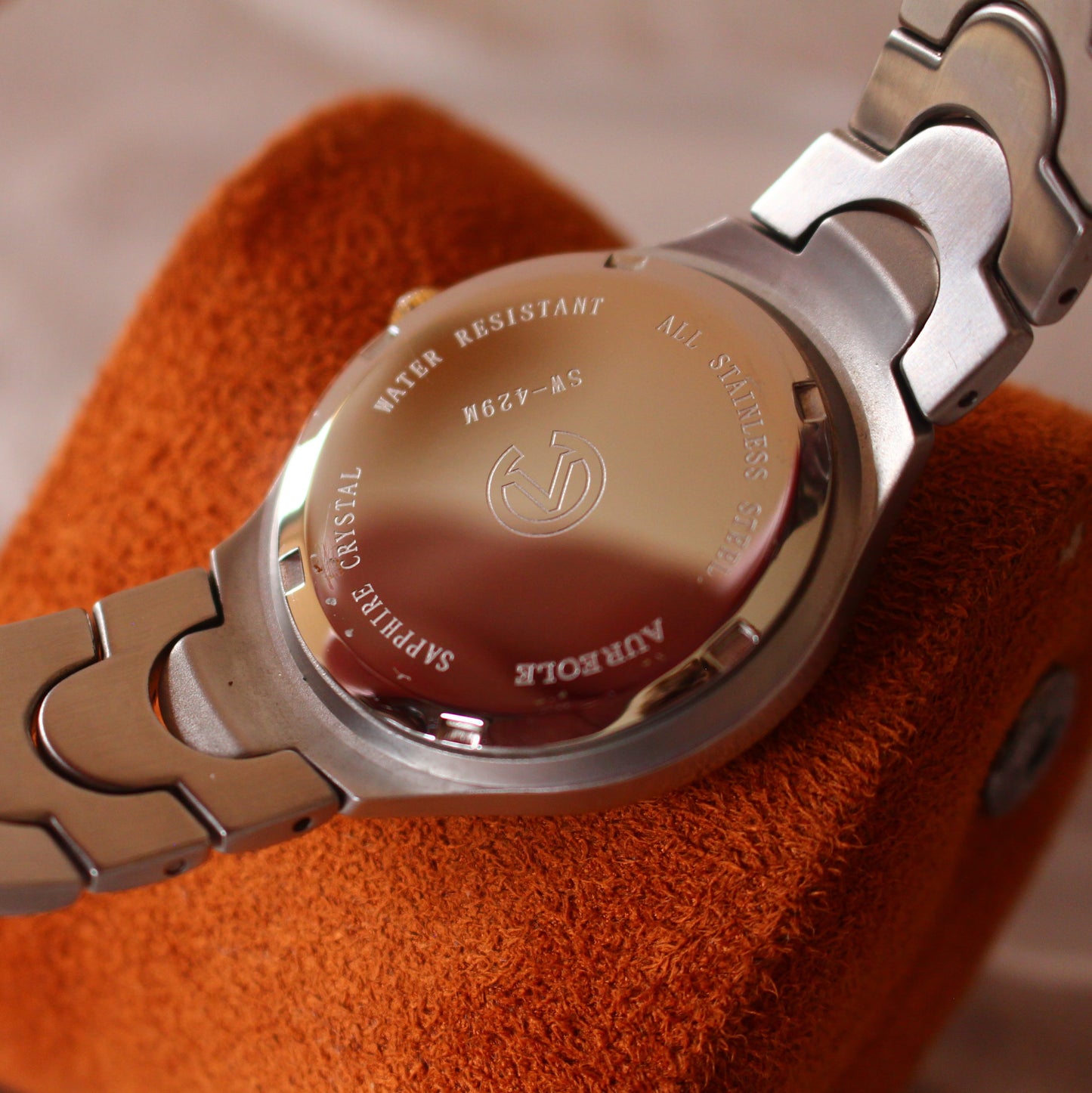 Aureole Two Tone Dress Watch Sapphire Crystal Date at 6 - 90s - SW-429M