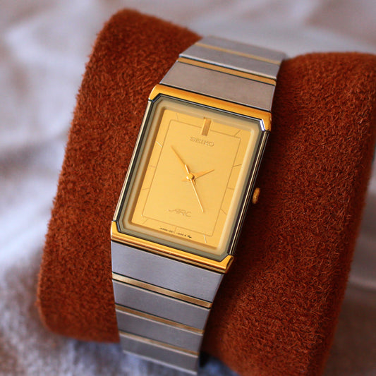 Vintage Seiko ARC Ultra Slim Gold Dial Dress Watch - 1221-5740 - 1985
