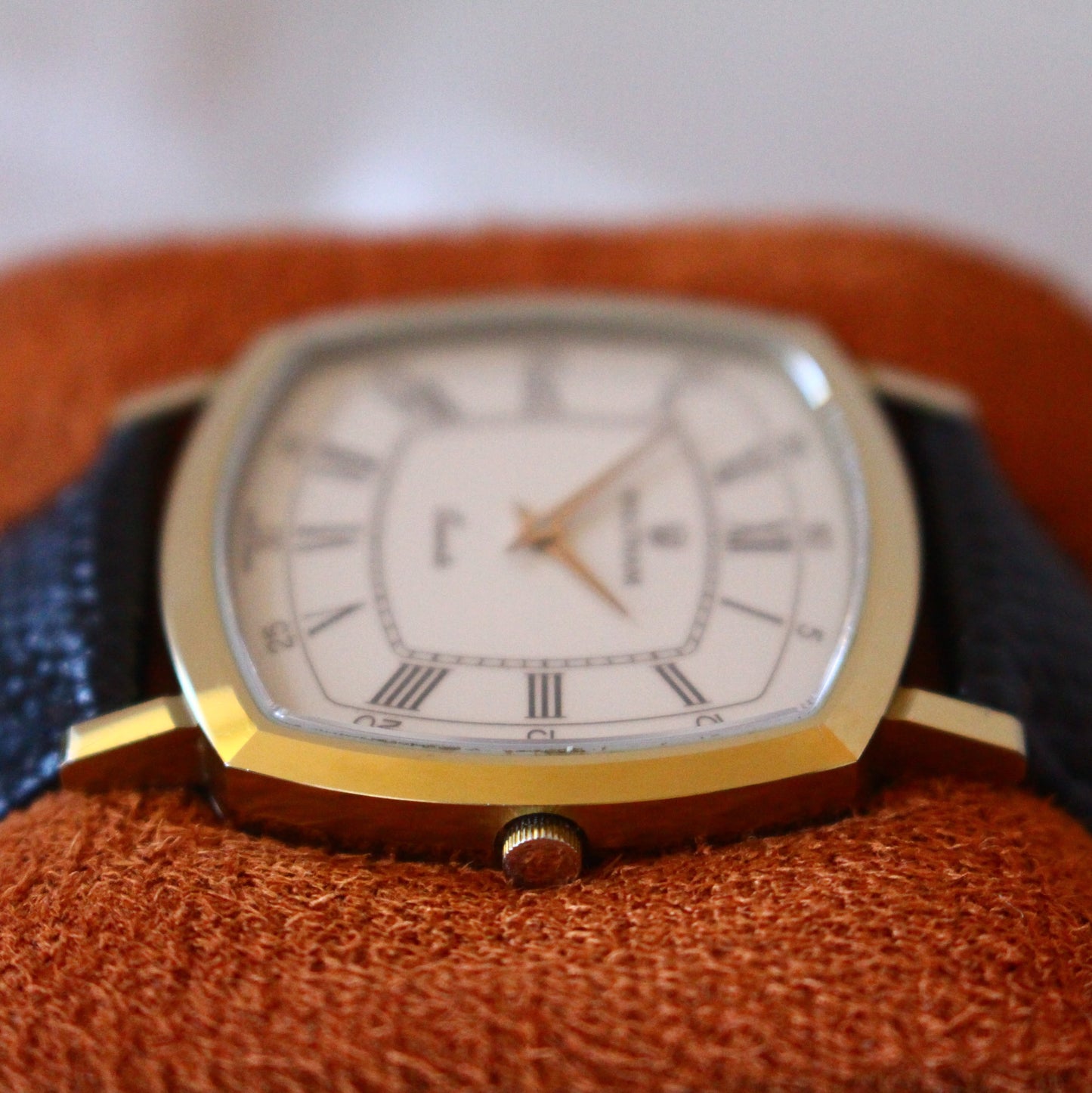 Vintage Waltham Swiss Made Roman Dial Ceramic Dress Watch - 26605 - 1980s