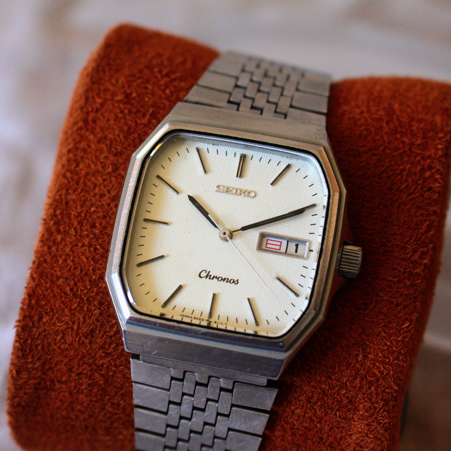 Seiko Chronos Quartz Day-Date Steel Vintage Watch - 7433-5010 - 1990