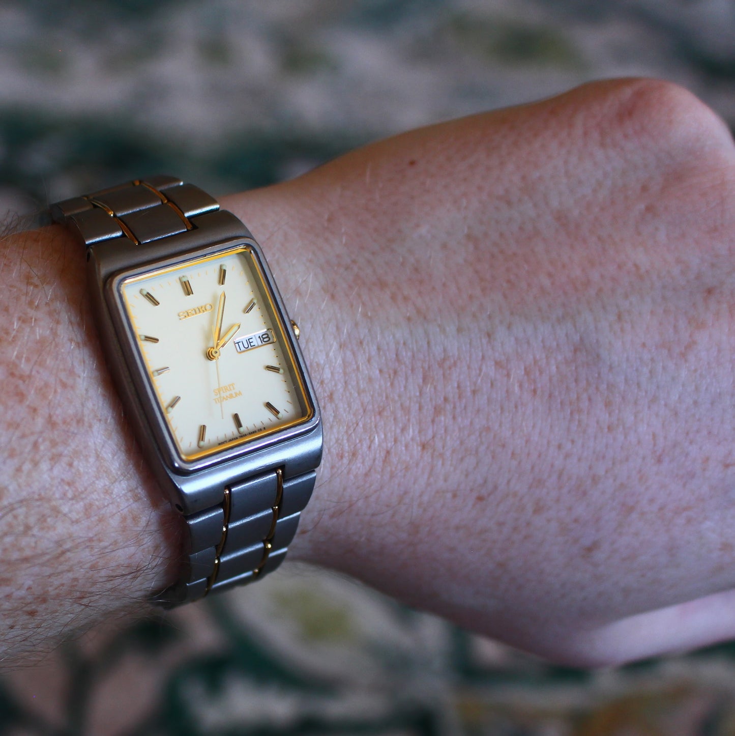 Vintage Seiko Spirit Titanium Watch - Patterned Dial Tank - 7N33-5A30 - 1996