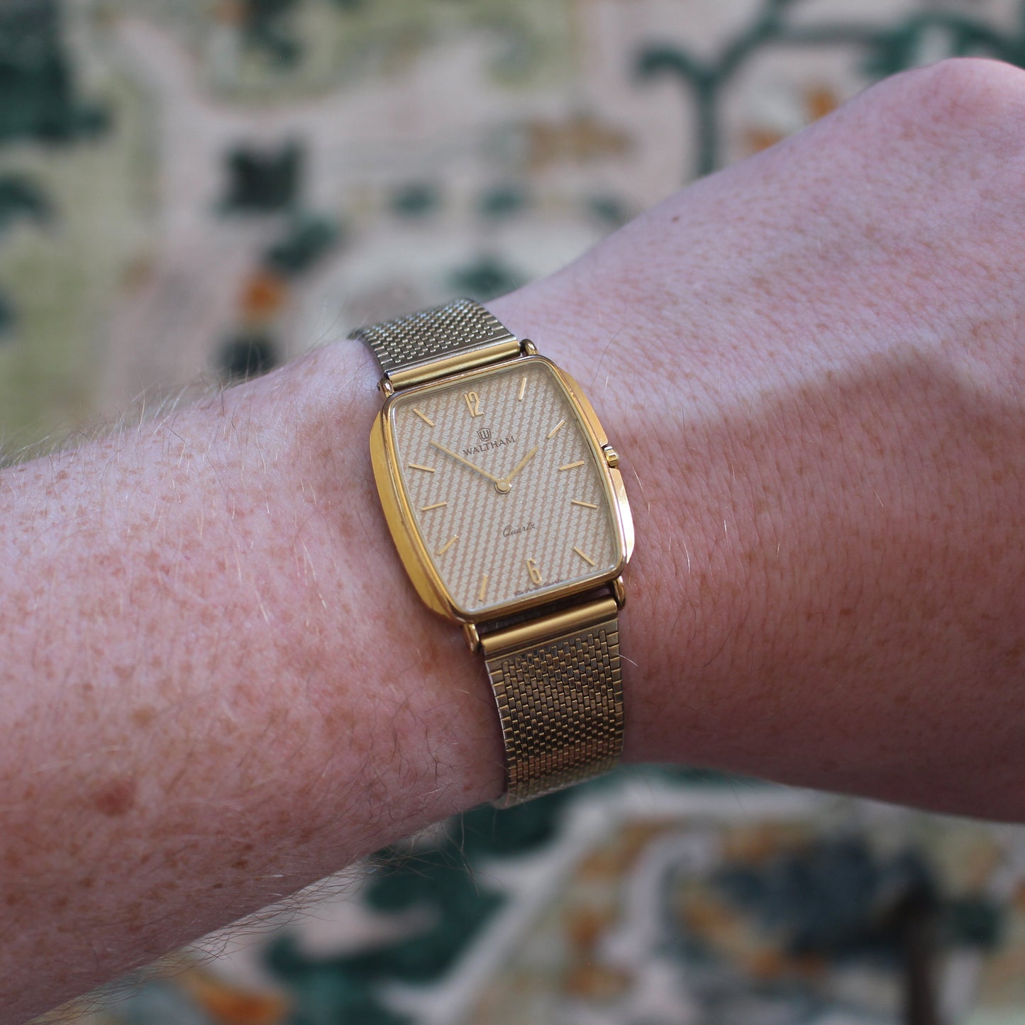 Vintage Waltham Ultra-Thin Gold Mens Dress Watch - Patterned Dial - 1970s