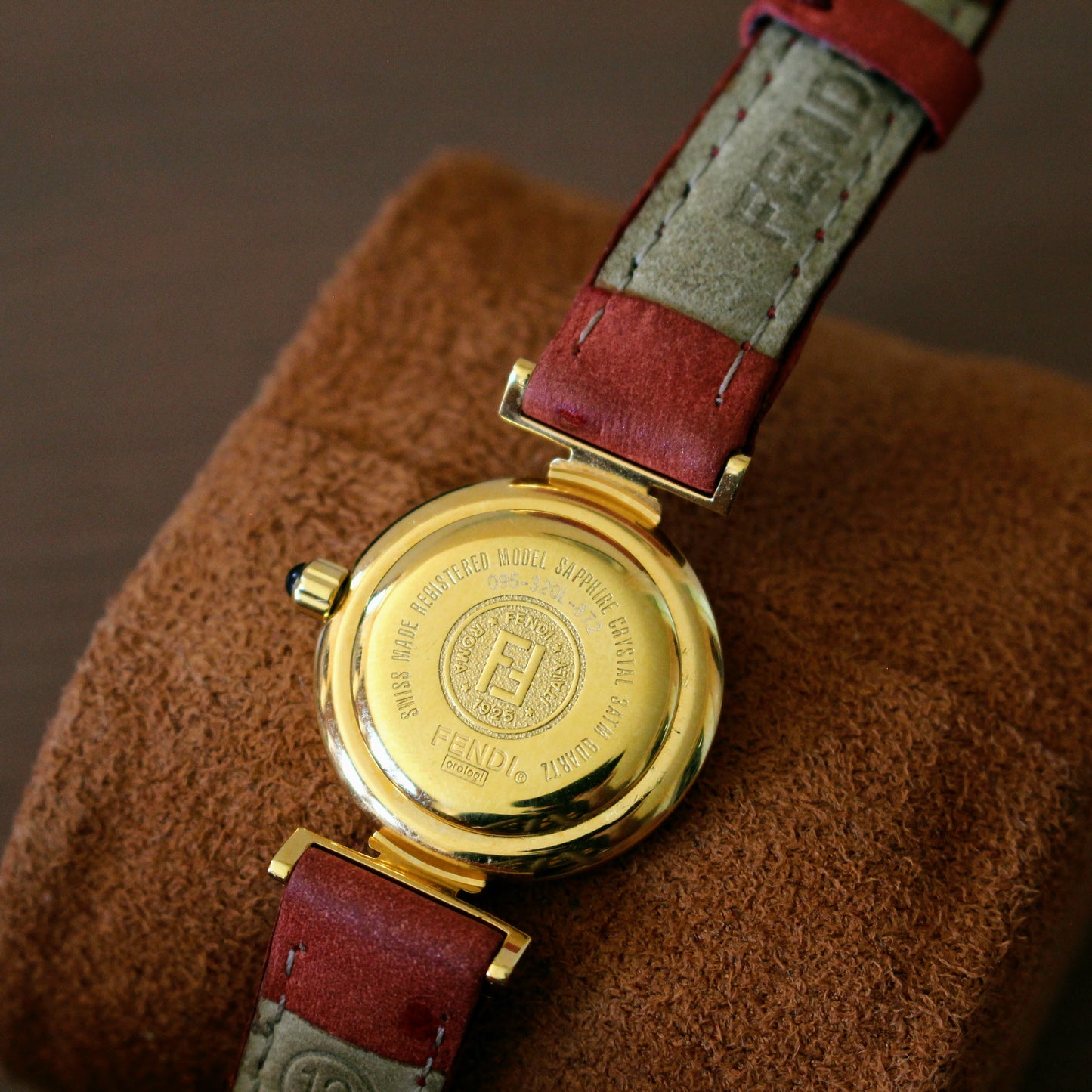 Vintage Fendi Mother of Pearl Ladies Womens Watch - In Box! - Swiss - 1990s