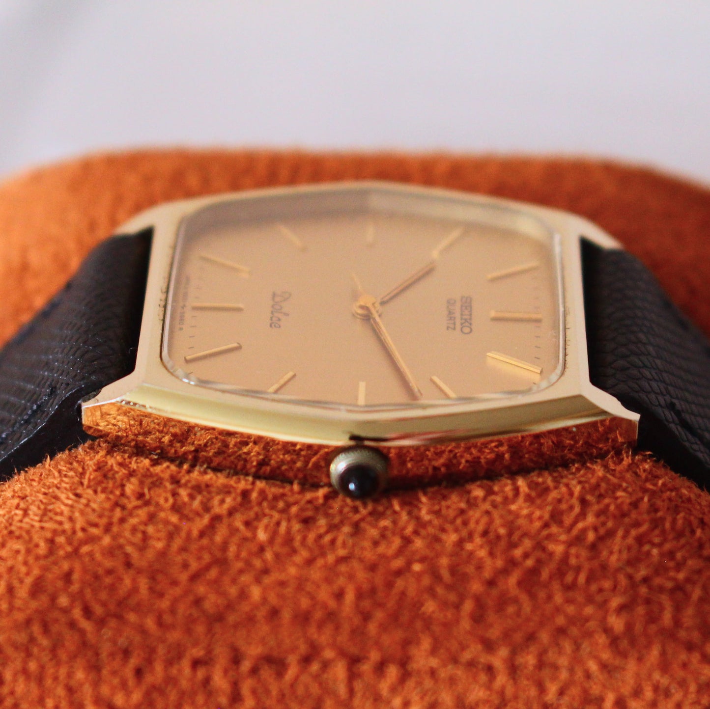 Vintage Seiko Dolce Ceramic Dress Mens Watch Hexagonal Case - 5931-5510 - 1981