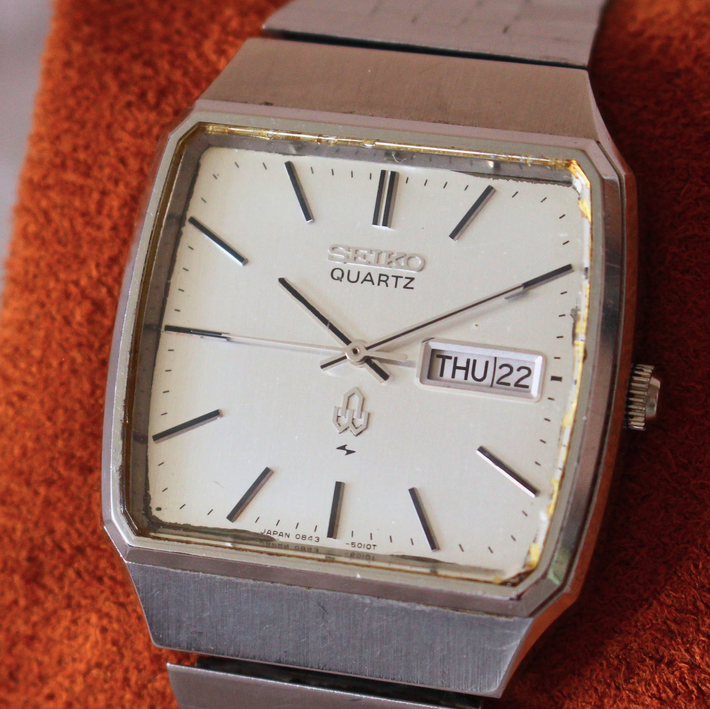 Vintage Seiko Square Quartz Day-Date Watch – 0843-5010 – 1985