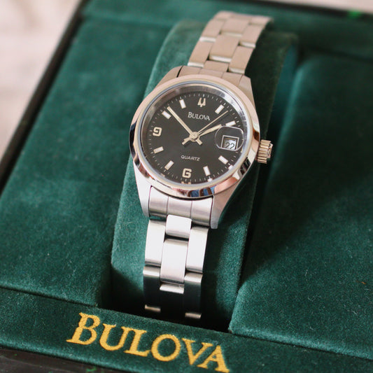 Bulova Womens Explorer Style Watch - 80s - Excellent Condition - Full Set