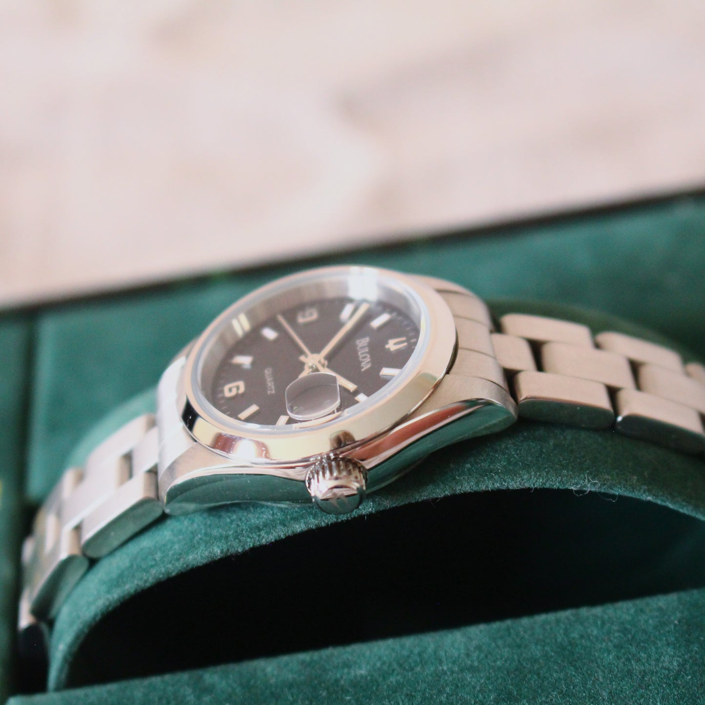 Bulova Womens Explorer Style Watch - 80s - Excellent Condition - Full Set
