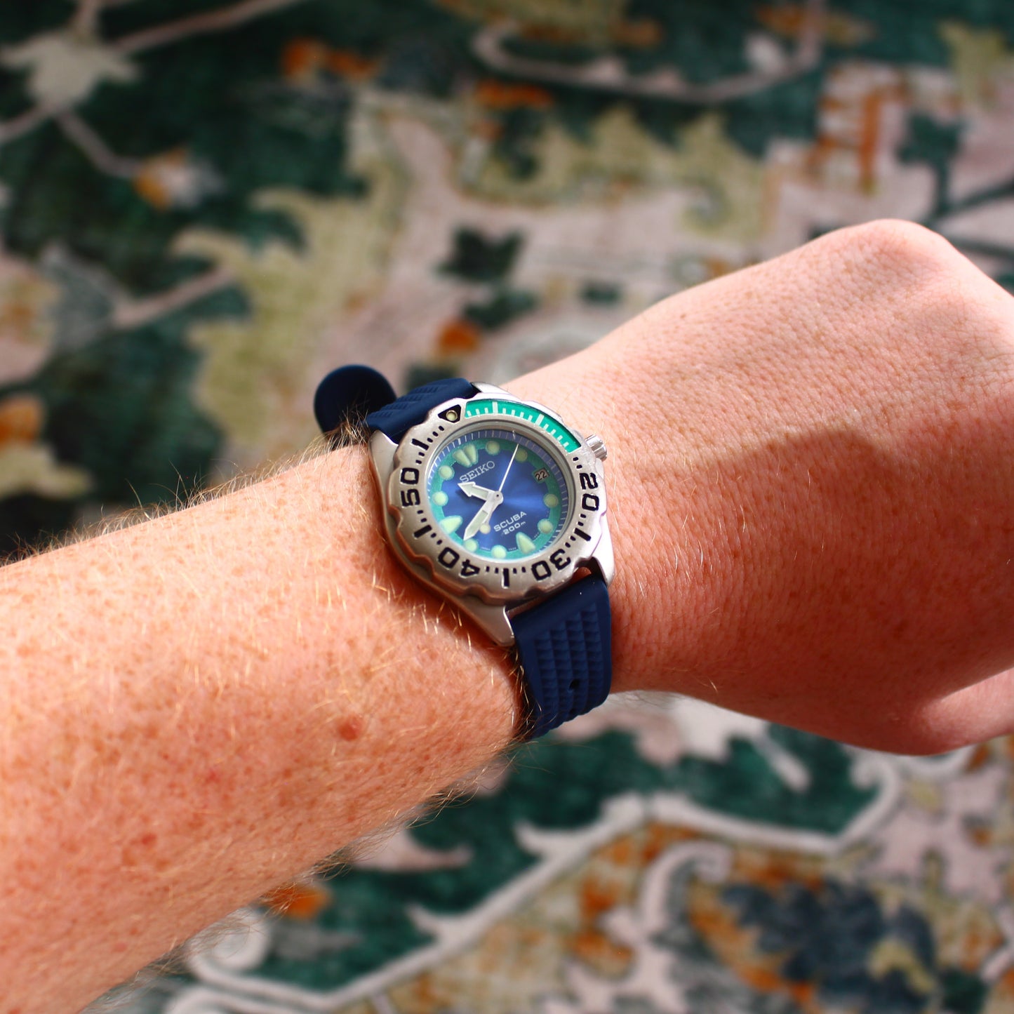 Seiko Scuba Diver 'Mini Megalodon' Purple Dial Mens Watch - 7N35-6A10 - 2004