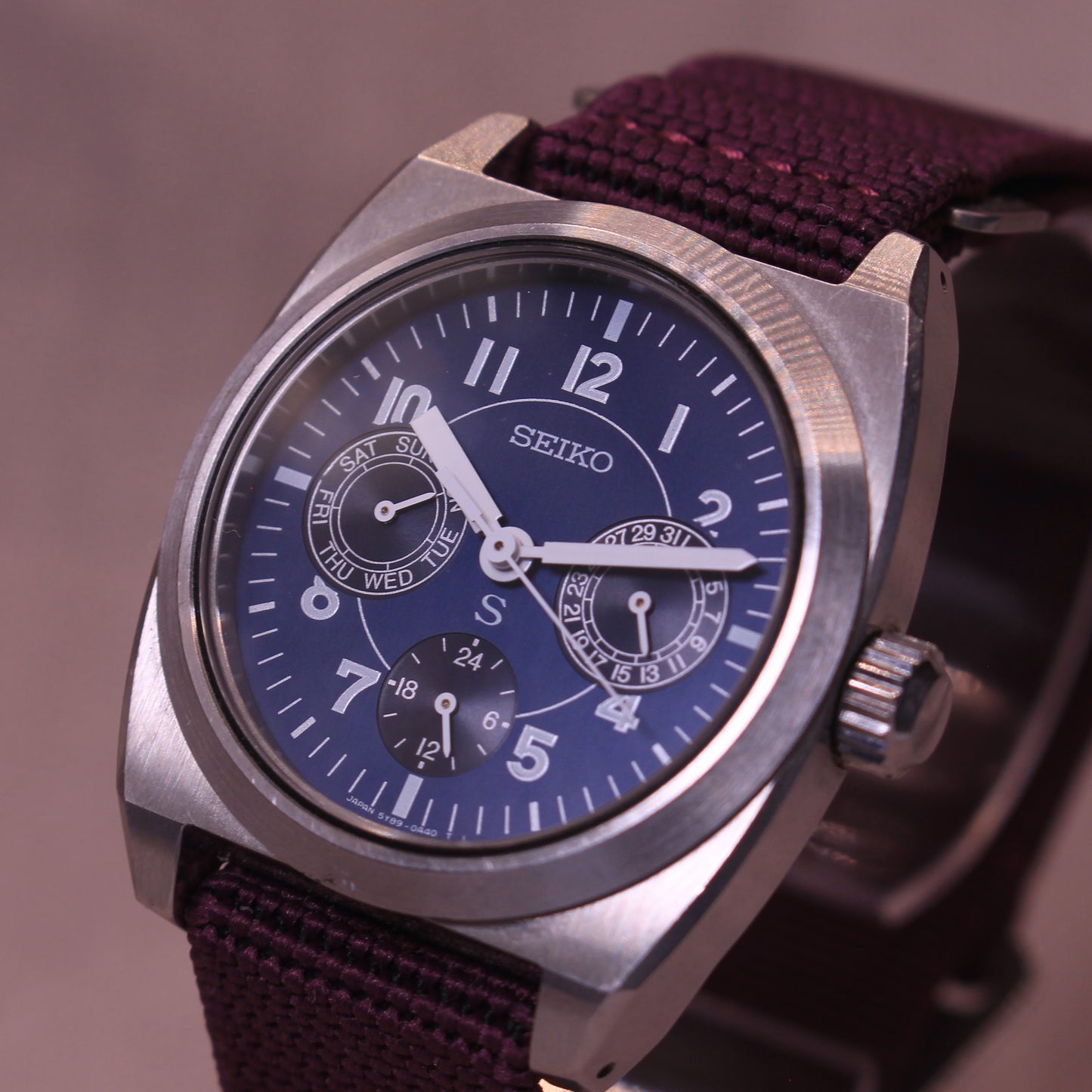 Vintage 90s Seiko SUS JDM Field Watch Blue Dial Day-Date - 1995 - 5Y89-0A50