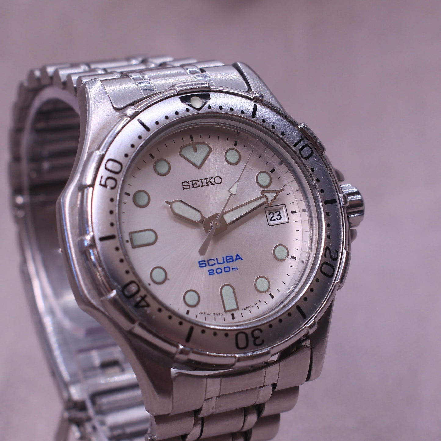 Neo-vintage Seiko Scuba Diver Silver Dial Mens Watch - 7N35-6000 - 2003
