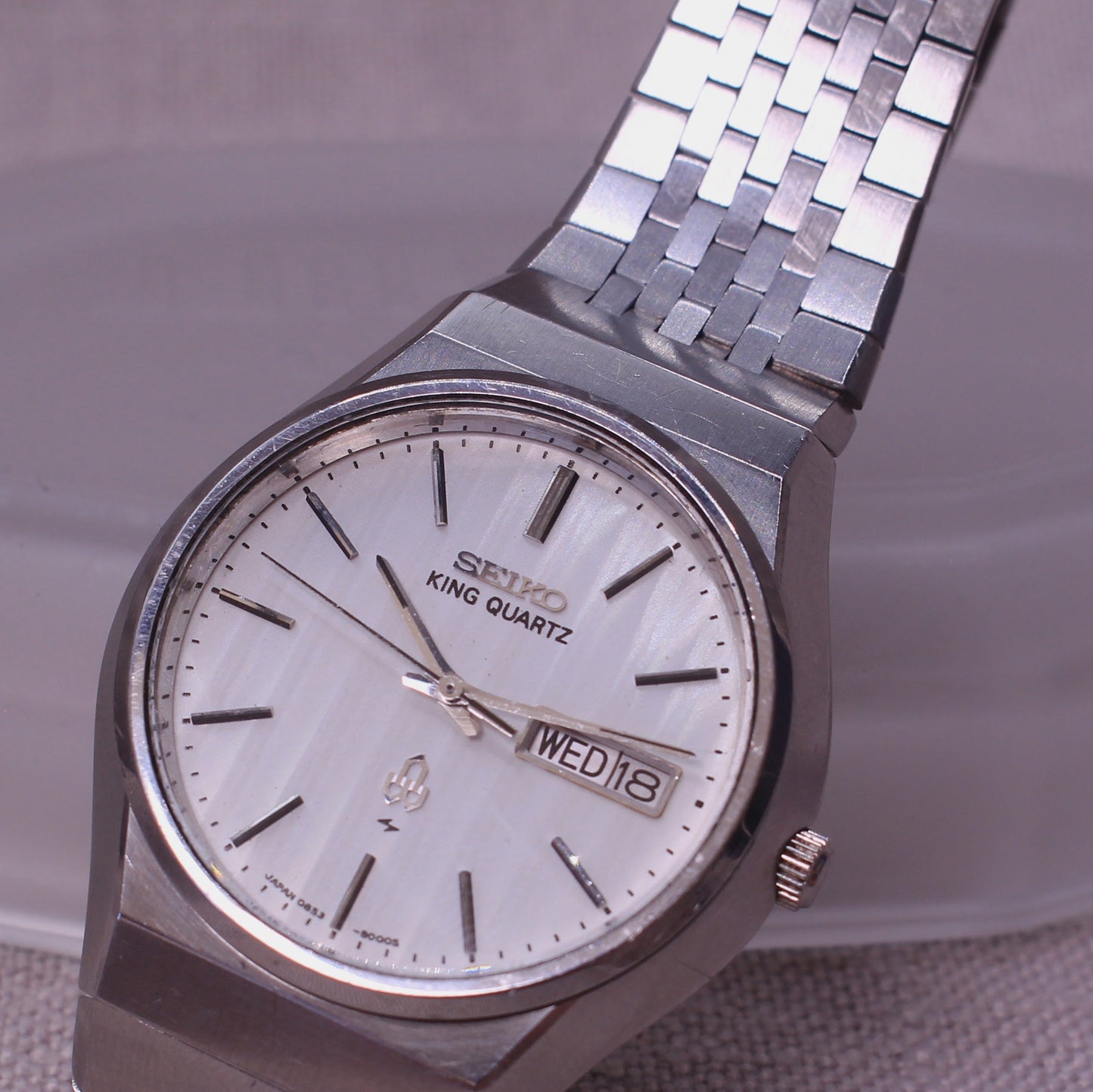 Vintage Seiko King Quartz Mens Watch - Patterned Dial - 0853-8001 - 1976