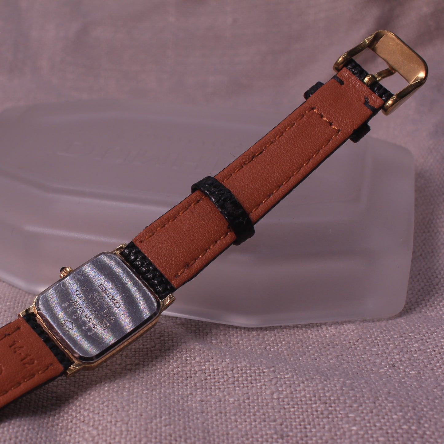 Vintage Seiko Exceline Ladies Dress Watch - Linen Dial - 1221-5720 - 1988