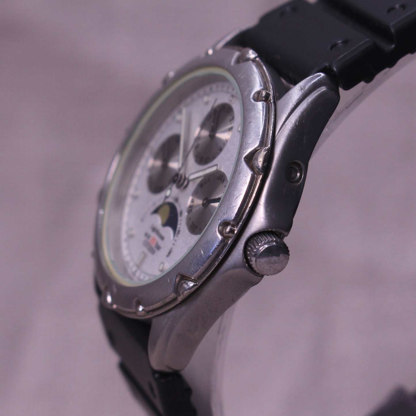 Vintage Citizen Lighthouse Triple Calendar Moonphase Watch - 6300-G32518