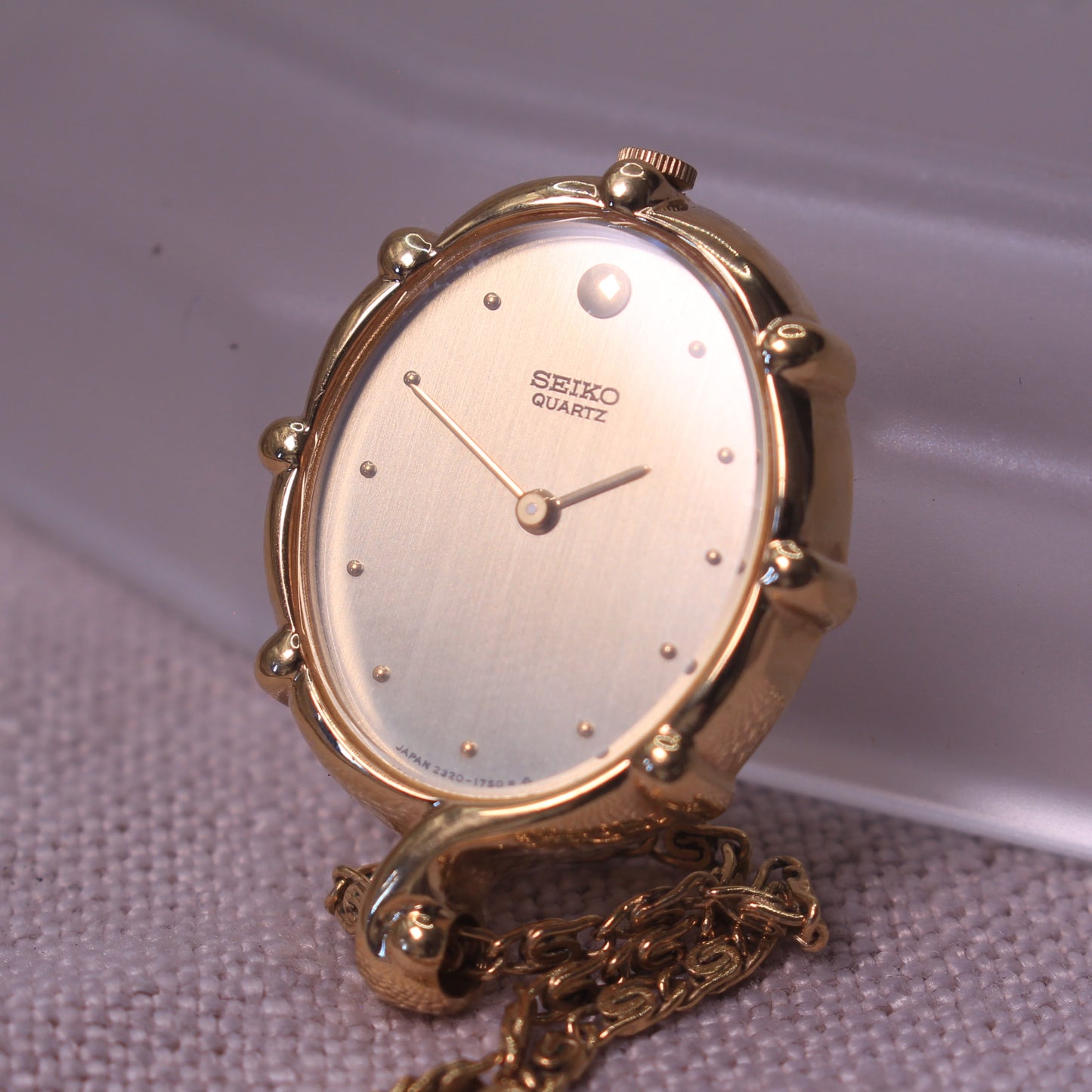 Vintage Seiko Gold Patterned Watch Necklace - Fully Working! - 1981