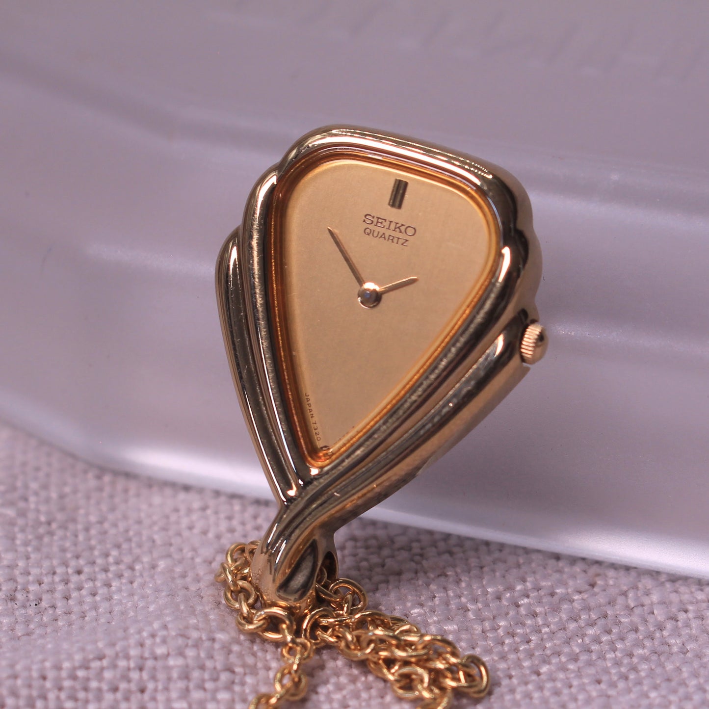 Vintage Seiko Teardrop Pendant Watch Gold - Fully Working! - 1984