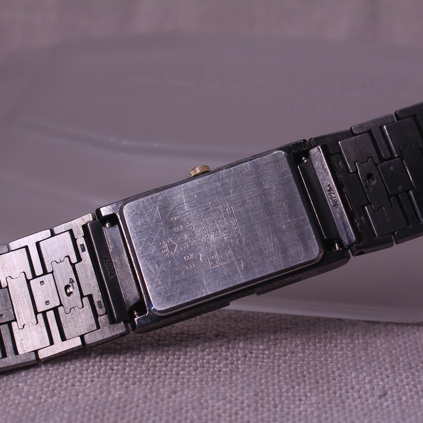 Vintage Seiko ARC Tank Dress Watch Brushed Grey Dial - 1220-5230 - 1985