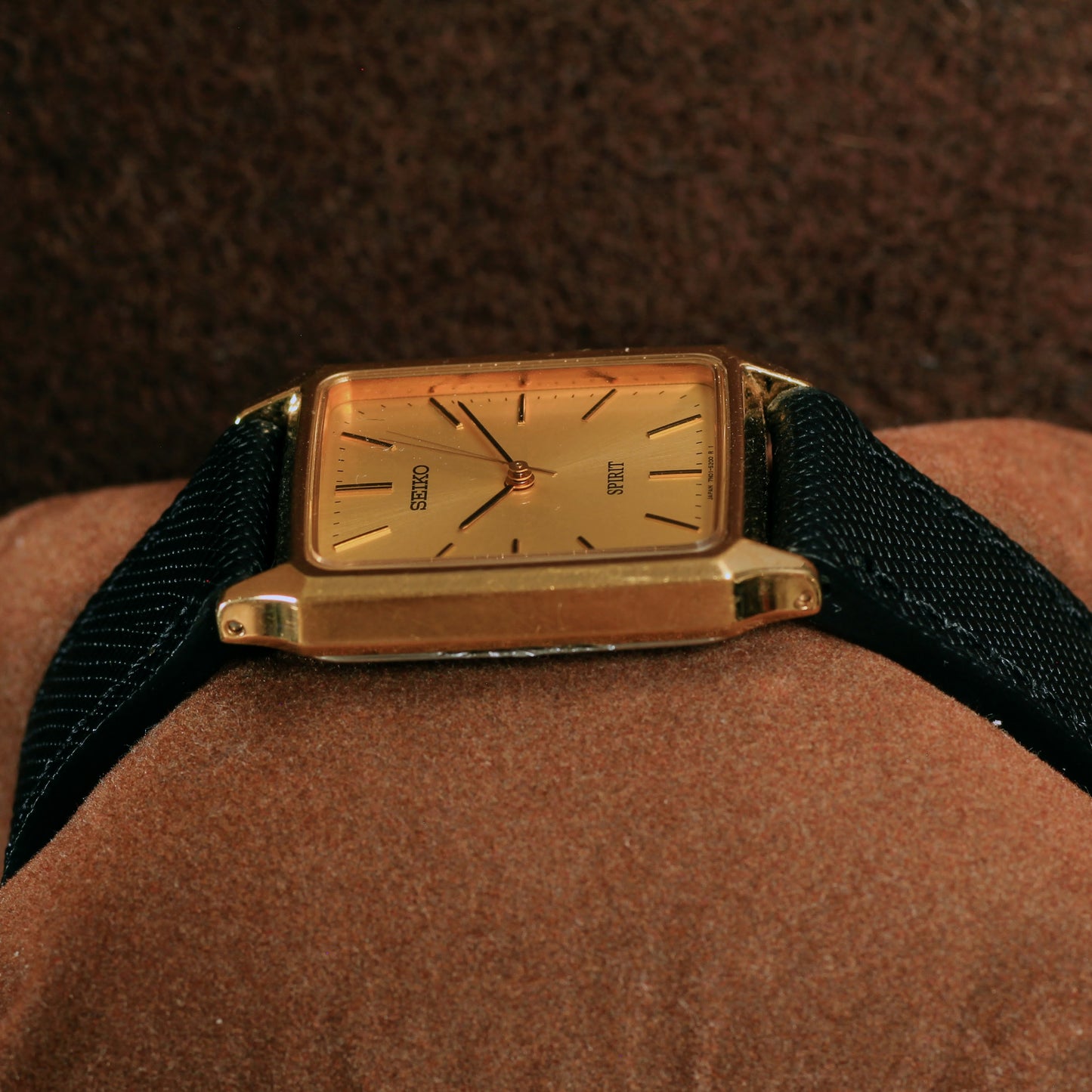 Vintage Seiko Spirit Gold Tank Mens Dress Watch - 7N01-5180 - 1991