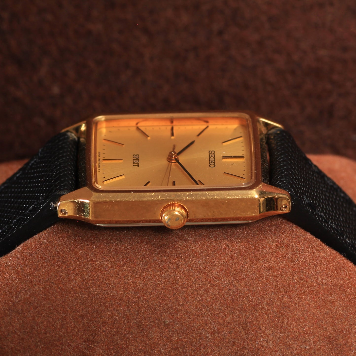 Vintage Seiko Spirit Gold Tank Mens Dress Watch - 7N01-5180 - 1991