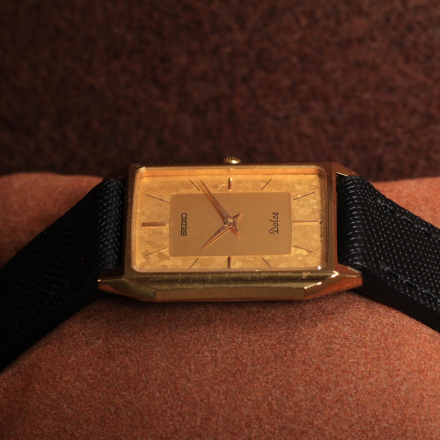 Vintage Seiko Dolce Ultra-Thin Mens Dress Watch - 7740-5000 - 1986