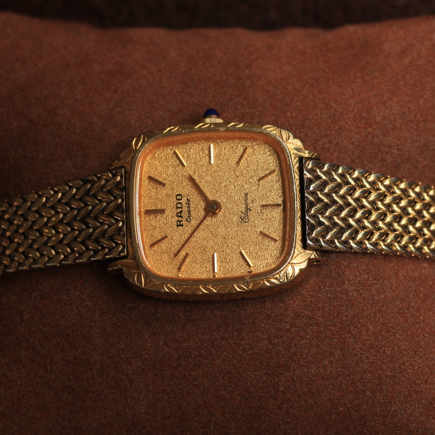 Vintage Swiss Rado Elegance Quartz Womens Watch - 133.9001.2