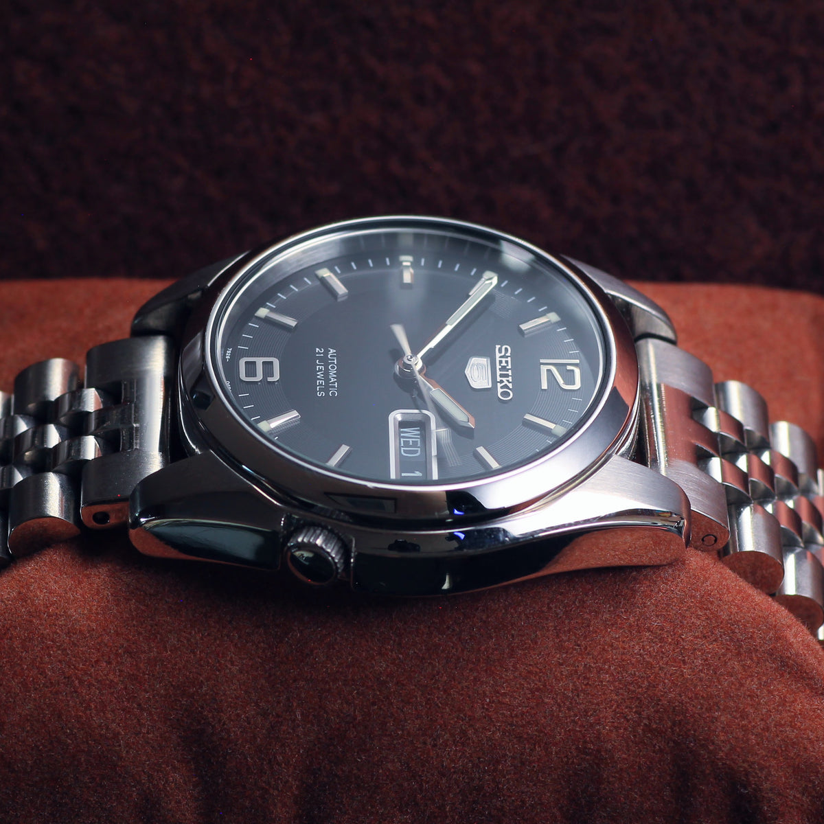 Neo-Vintage Seiko 5 Automatic Mens Watch - 7S26-01V0 - 2001