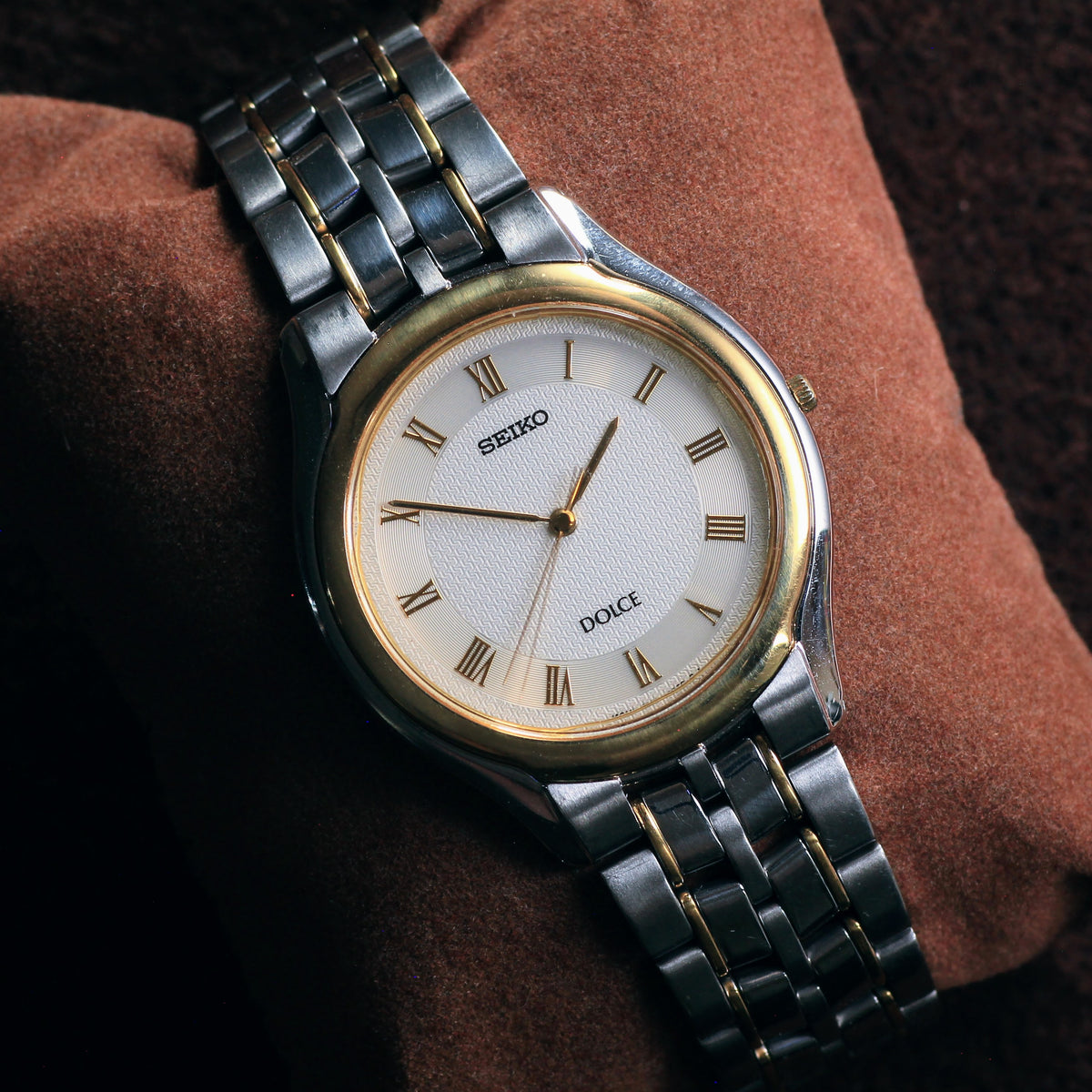 Vintage Seiko Dolce Roman Numeral Mens Dress Watch - 8J41-6030 - 1989