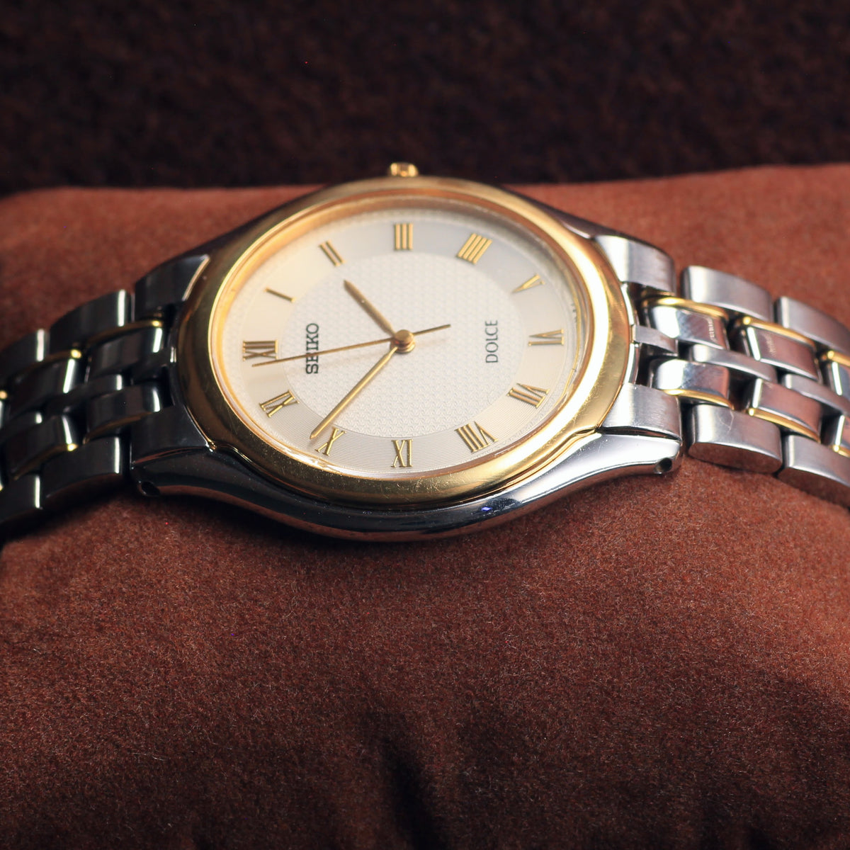 Vintage Seiko Dolce Roman Numeral Mens Dress Watch - 8J41-6030 - 1989