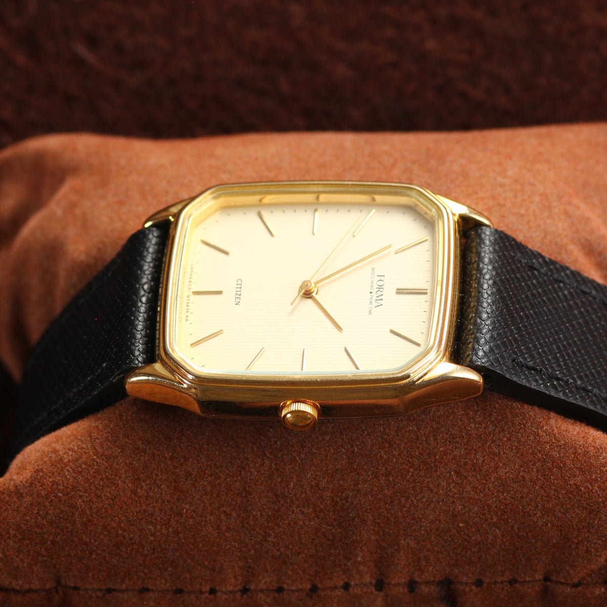 Vintage Citizen Forma Gold Tank Mens Dress Watch - 6031-G29436 - 1990