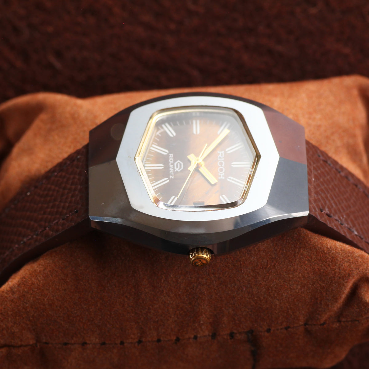 Vintage Ricoh Riquartz Tiger's Eye Mens Dress Watch - Cushion Case - 1978