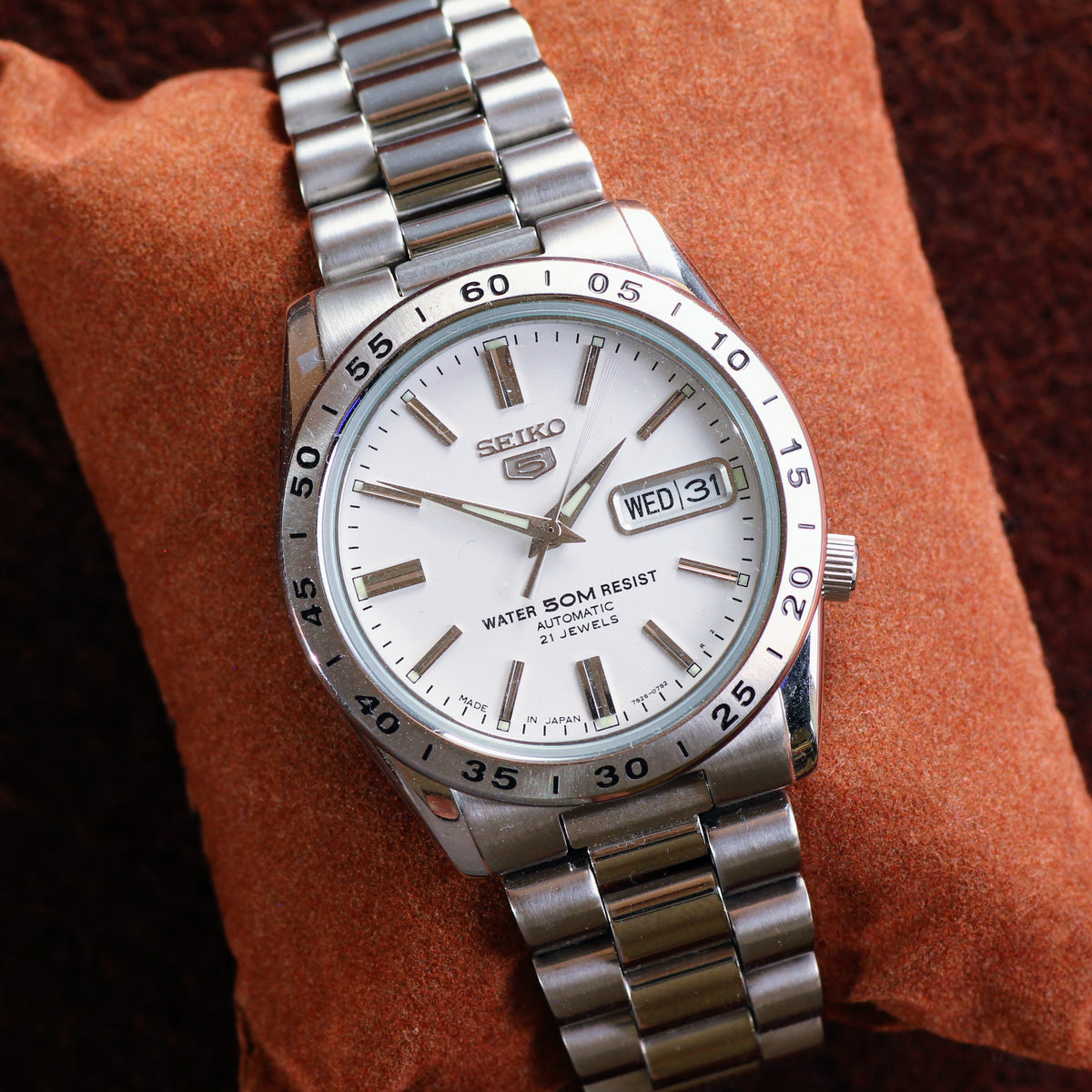 Neo-Vintage Seiko 5 Automatic White Face Mens Watch - 7S26 - 2000