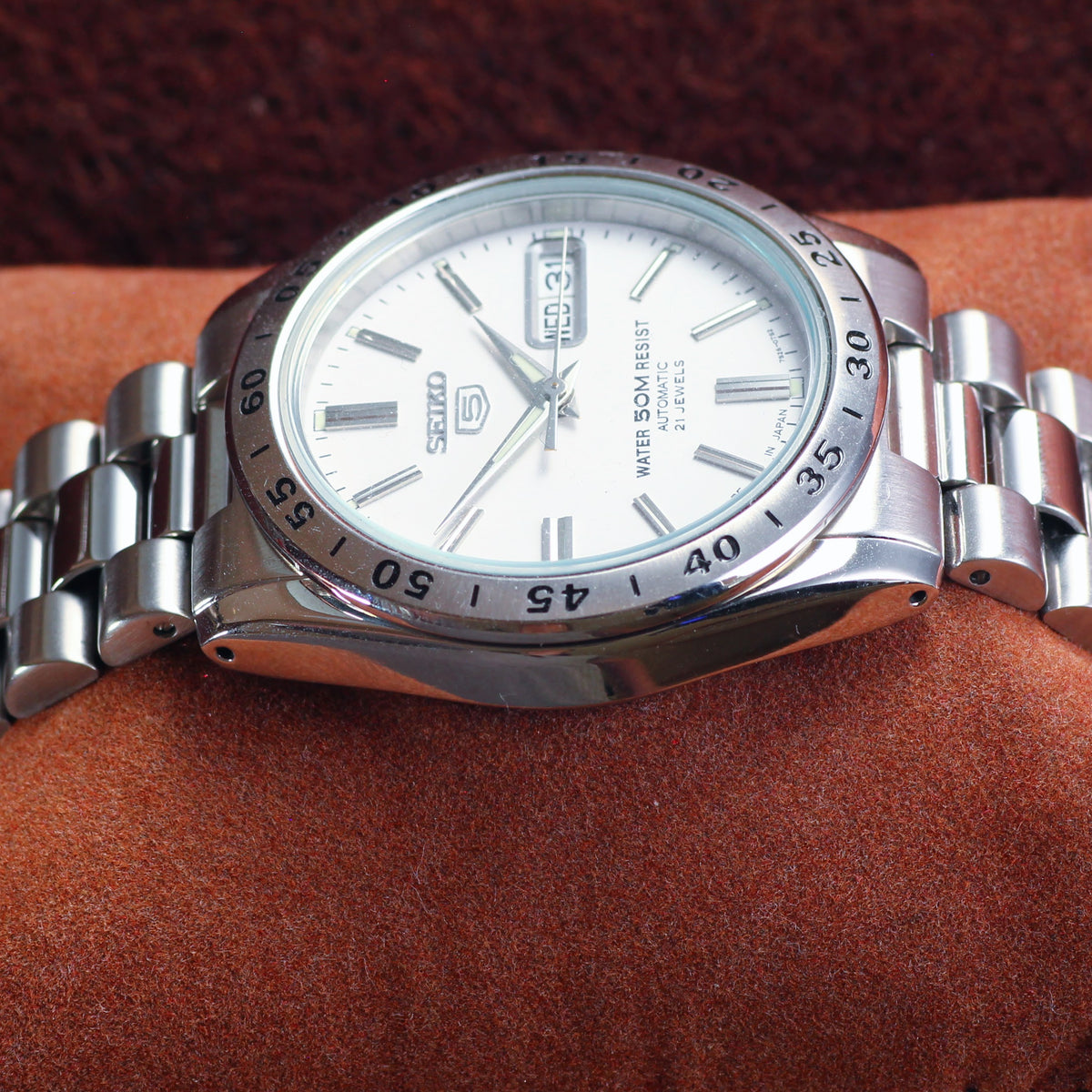 Neo-Vintage Seiko 5 Automatic White Face Mens Watch - 7S26 - 2000