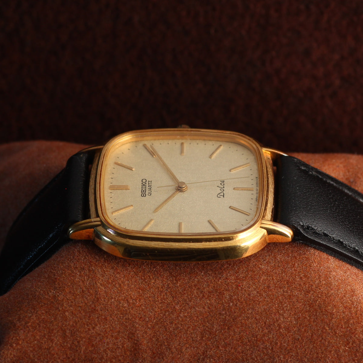 Seiko Dolce gold cushion dress watch 6030-5420, view 2
