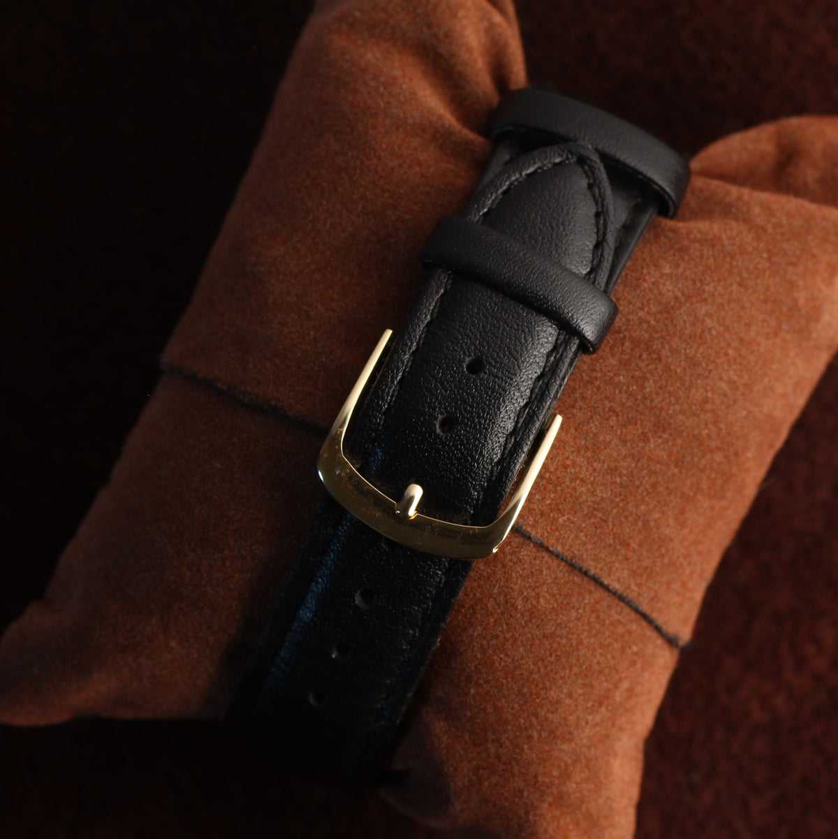 Seiko Dolce gold cushion dress watch 6030-5420, view 4